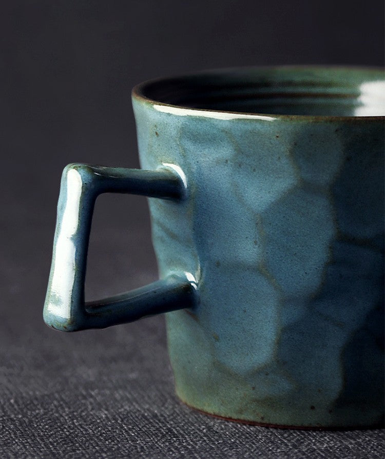 Premium Handmade Ceramic Coffee Mug - Large Capacity 16oz, Modern Pottery Tea Cup in Brown, White, Black & Blue - Perfect for Home, Office & Cafe Use