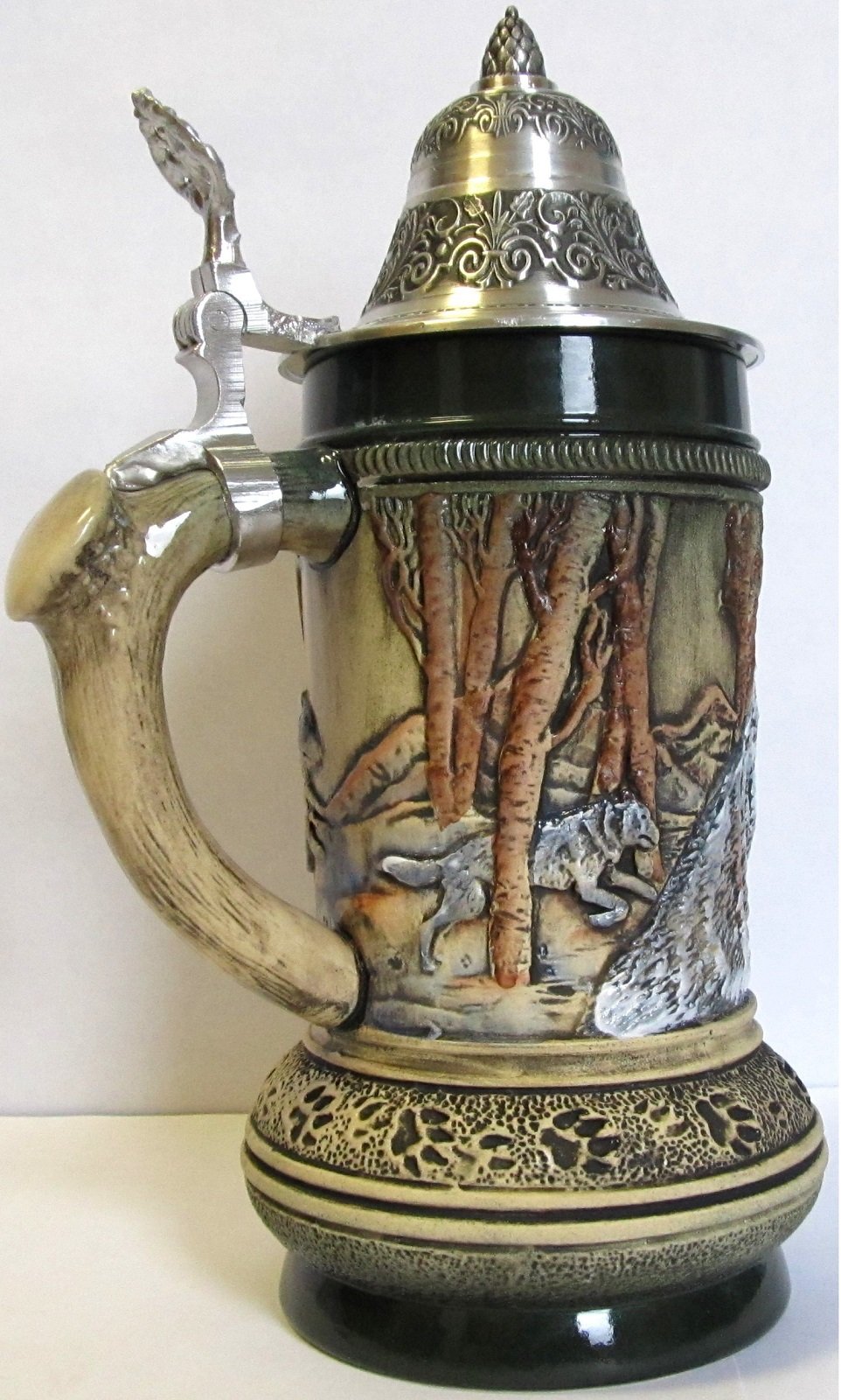 Authentic German Beer Stein with Rustic Wolf & Paw Prints - 0.5L Handcrafted in Germany by Thewalt - Perfect for Oktoberfest, Beer Lovers & Home Bar Decor