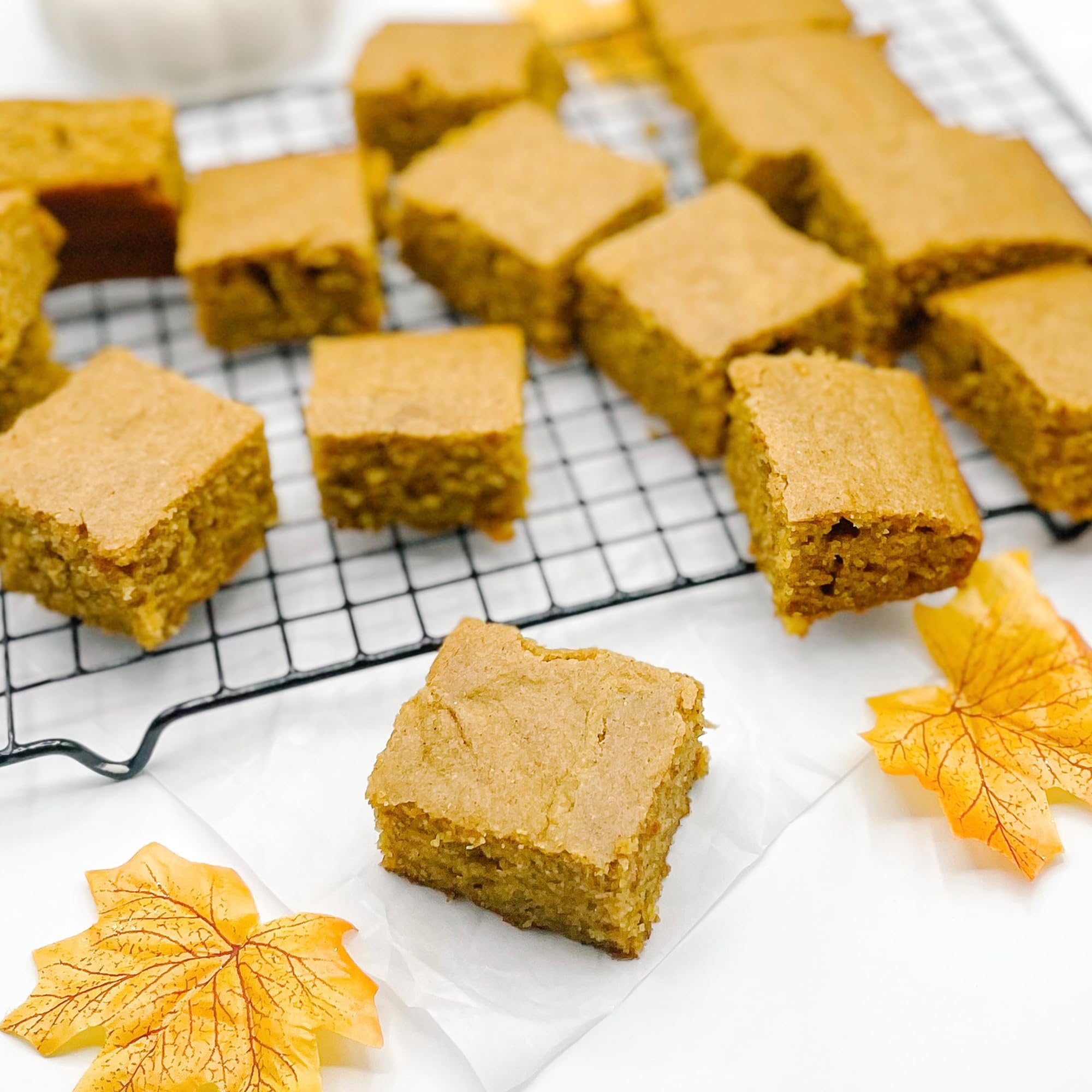 XO Baking Co. Gluten Free Gourmet Cornbread Mix - Non GMO, Kosher, Allergen Friendly (Rice, Dairy, Peanut & Soy Free), No Preservatives or Artificial Flavors - 15.4oz - Perfect for Holiday Meals, BBQs & Family Gatherings