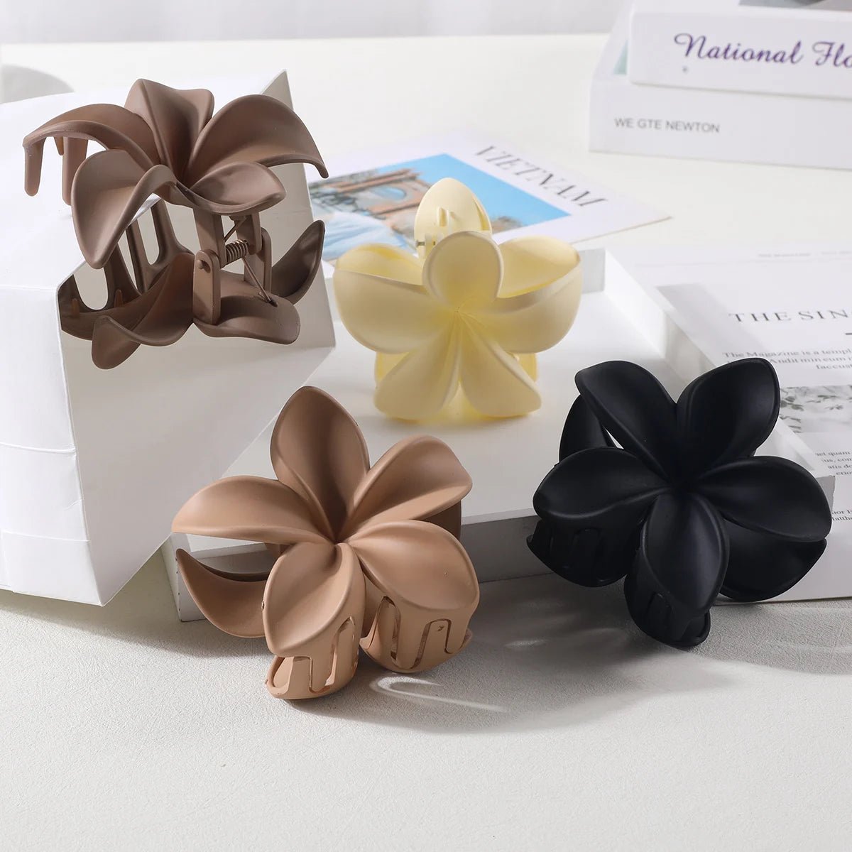 Tiare Flower Crab Claw Hair Clip - Elegant Winter Hair Accessory for Parties, Weddings & Special Occasions