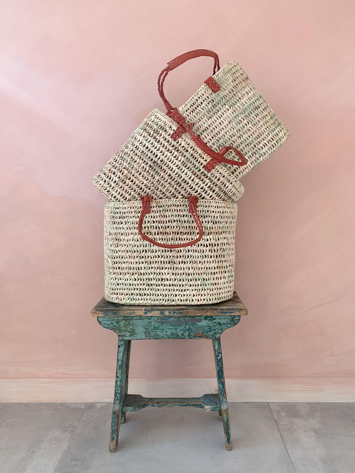 Stylish Pleated Leather Handle Basket in Terracotta - Perfect for Home Decor, Storage & Picnic Accessories