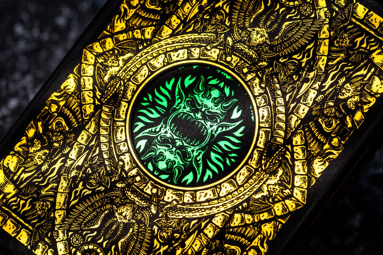 Inferno Playing Cards Emerald Blaze - Premium Poker Cards for Magic Tricks & Cardistry - Perfect for Game Nights, Casino Parties & Professional Performances
