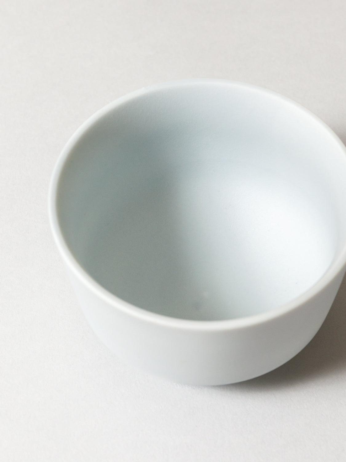 Premium Handcrafted Porcelain Matcha Bowl - Traditional Japanese Tea Ceremony Set for Whisking & Serving Matcha Green Tea - Perfect for Zen Meditation, Tea Parties & Home Decor