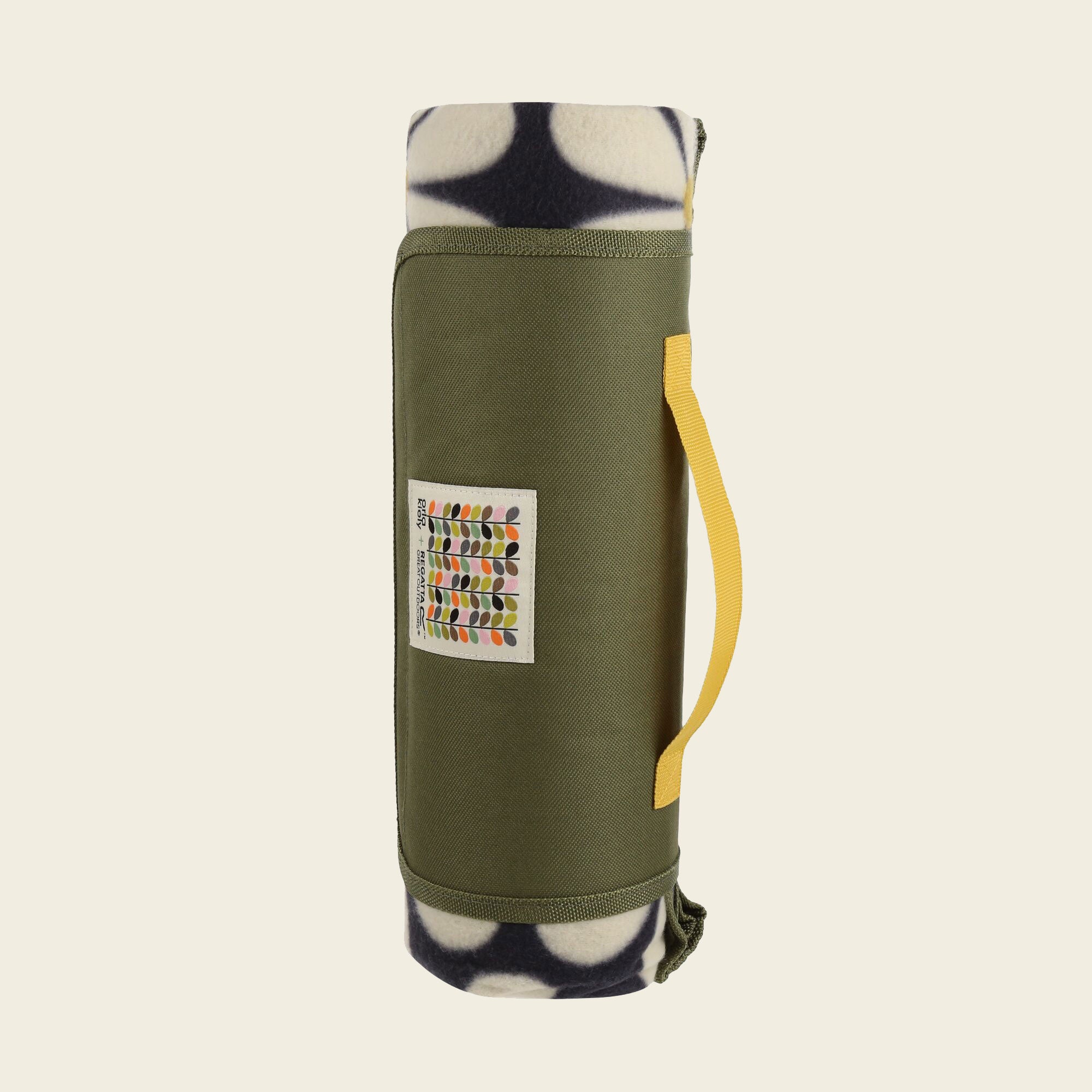 Premium Waterproof Picnic Rug with Daisy Black Design - Perfect for Outdoor Picnics, Beach Trips, and Camping Adventures