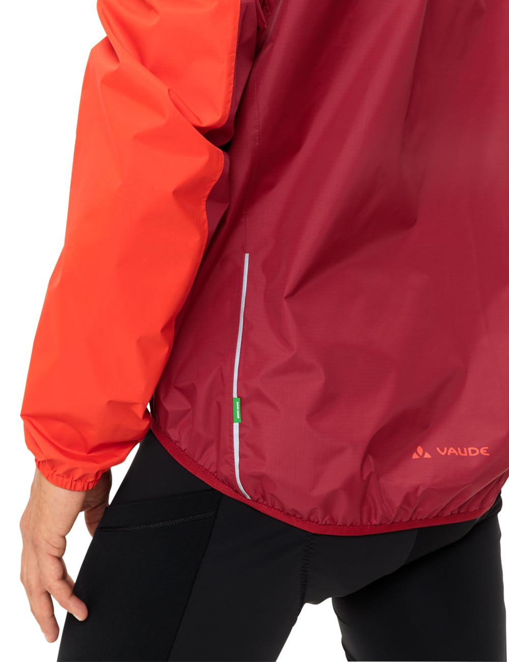VAUDE Men's Drop Jacket III - Lightweight Waterproof Hiking Jacket for Outdoor Adventures | Perfect for Camping, Trekking & Mountain Climbing