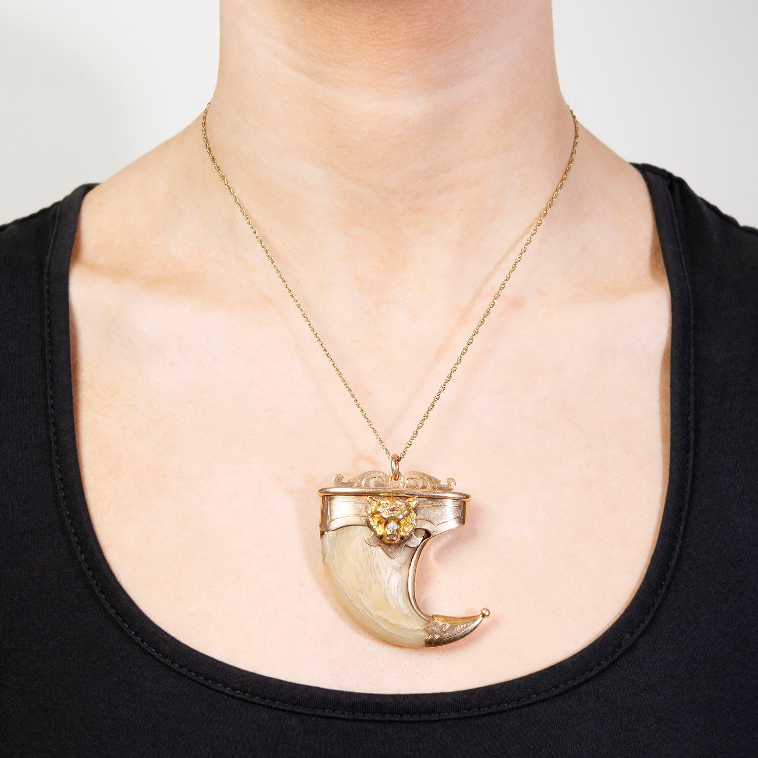 14K Gold Victorian Style Diamond Tiger Claw Pendant Necklace - Elegant Jewelry Gift for Women, Perfect for Weddings, Anniversaries & Special Occasions