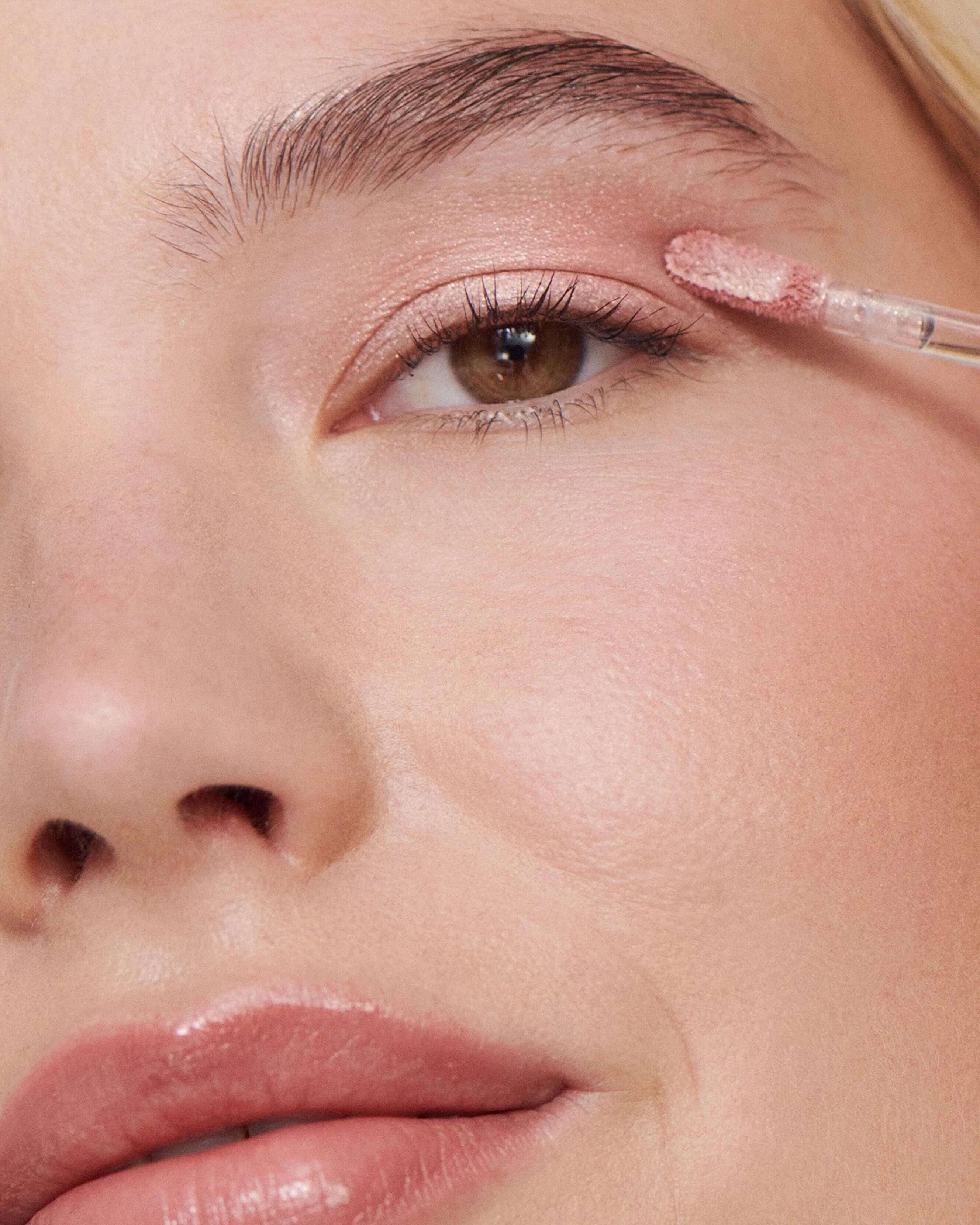 Long-Lasting Liquid Powder Matte Eye Tint - Waterproof Smudge-Proof Eyeshadow for Day & Night Makeup | Perfect for Parties, Weddings & Everyday Wear