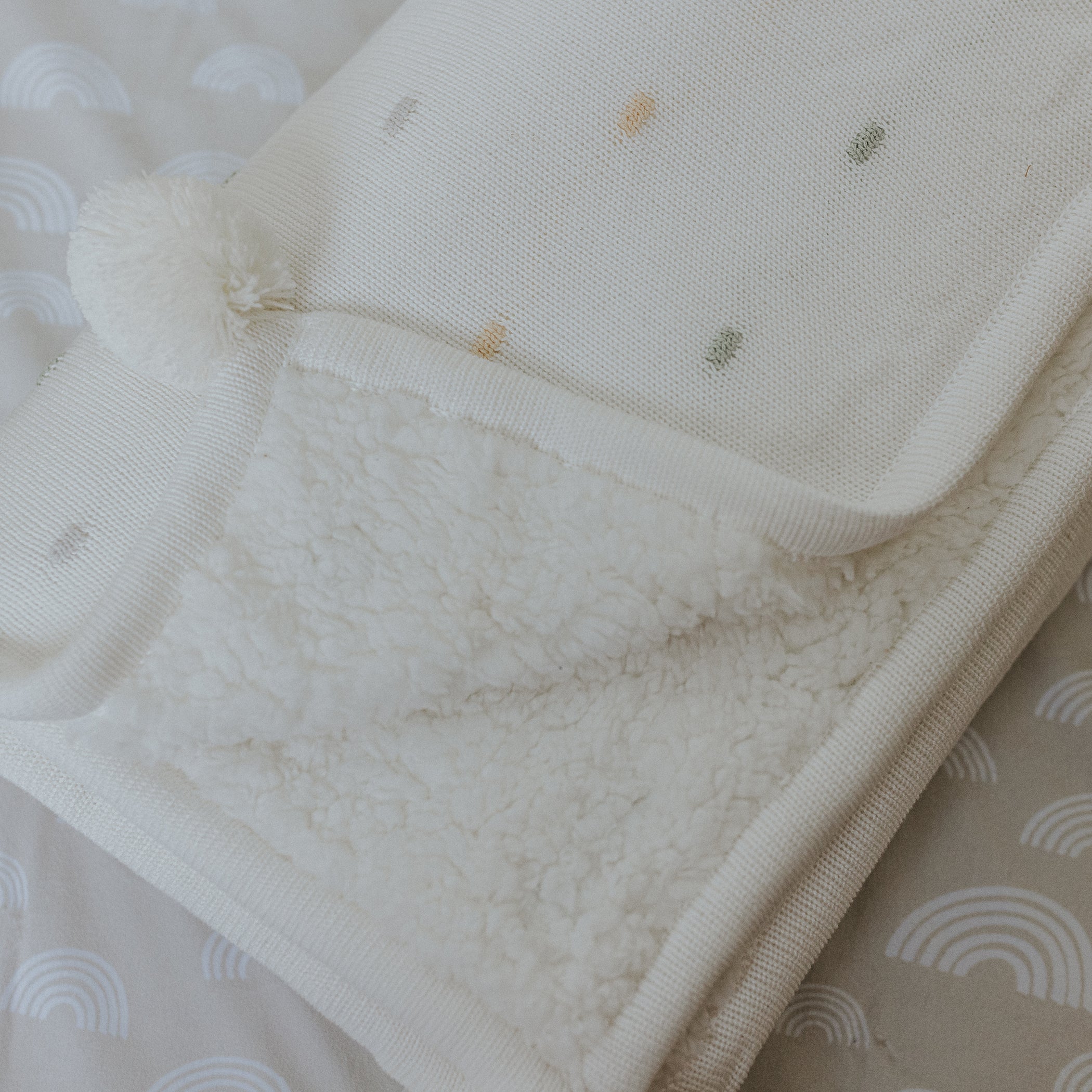 Soft Confetti Cotton Knit Blanket - White & Multi Color Cozy Throw for Bed, Sofa & Nursery - Perfect for Gifts, Home Decor & Relaxation