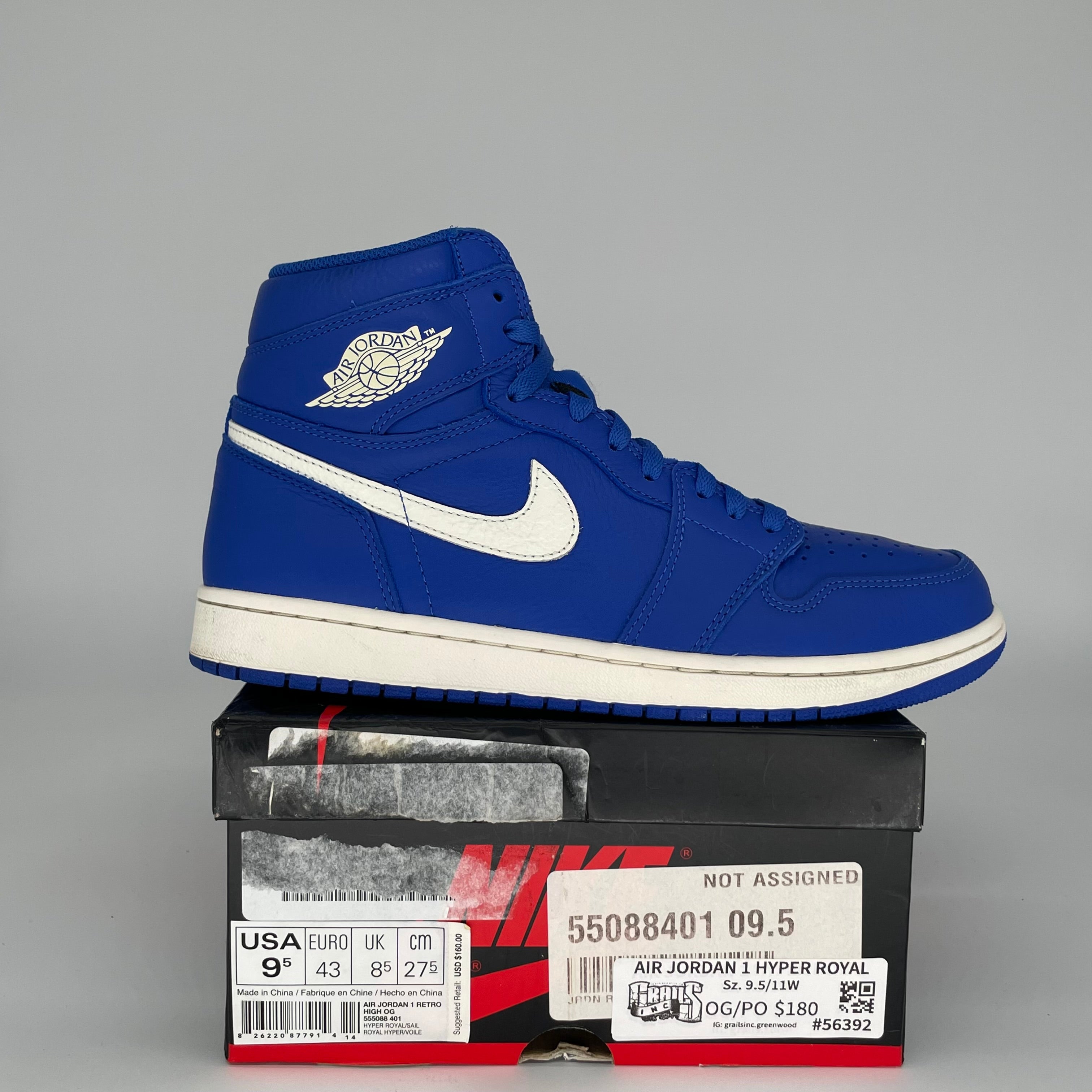Air Jordan 1 Hyper Royal Sneakers - Men's Size 9.5 (555088-401) - Blue & White Basketball Shoes for Casual Wear & Street Style