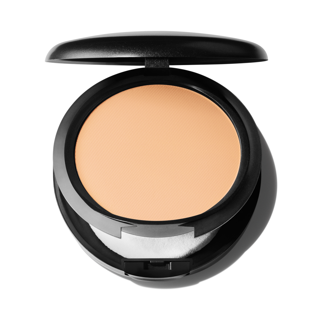 NC40 Studio Fix Powder Plus Foundation - Matte Finish, Oil Control, Long-Lasting Coverage | Perfect for Everyday Wear, Professional Makeup & Photo Shoots