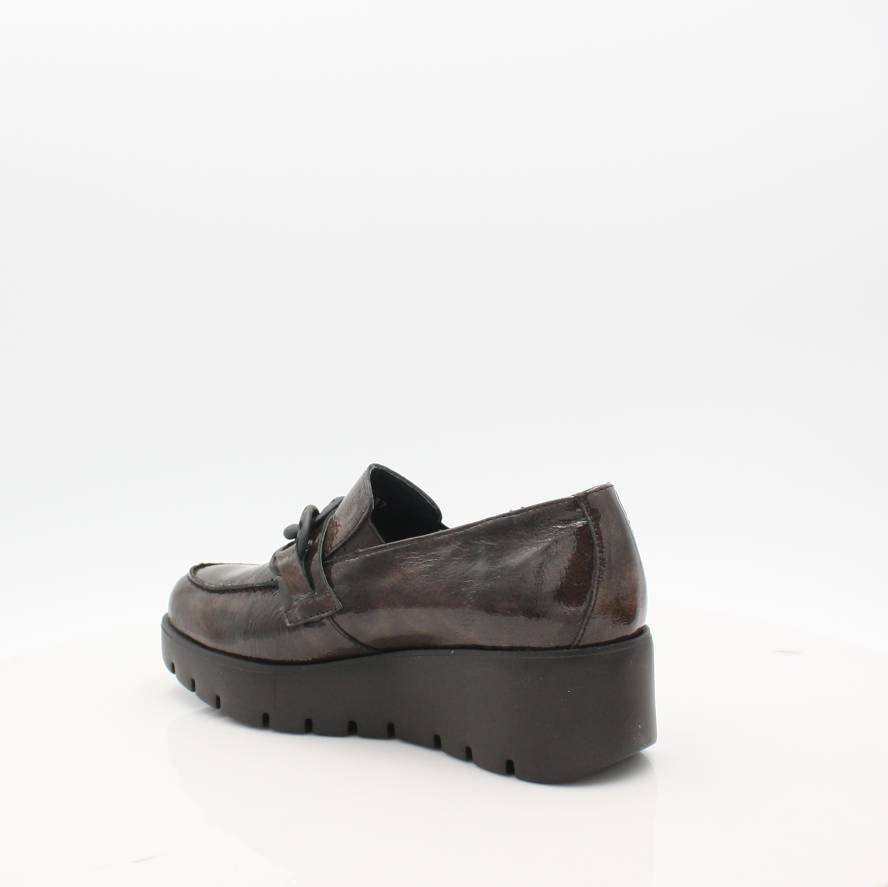 32110 Callaghan 23 - Premium Quality for Everyday Comfort | Perfect for Work, Travel & Casual Wear