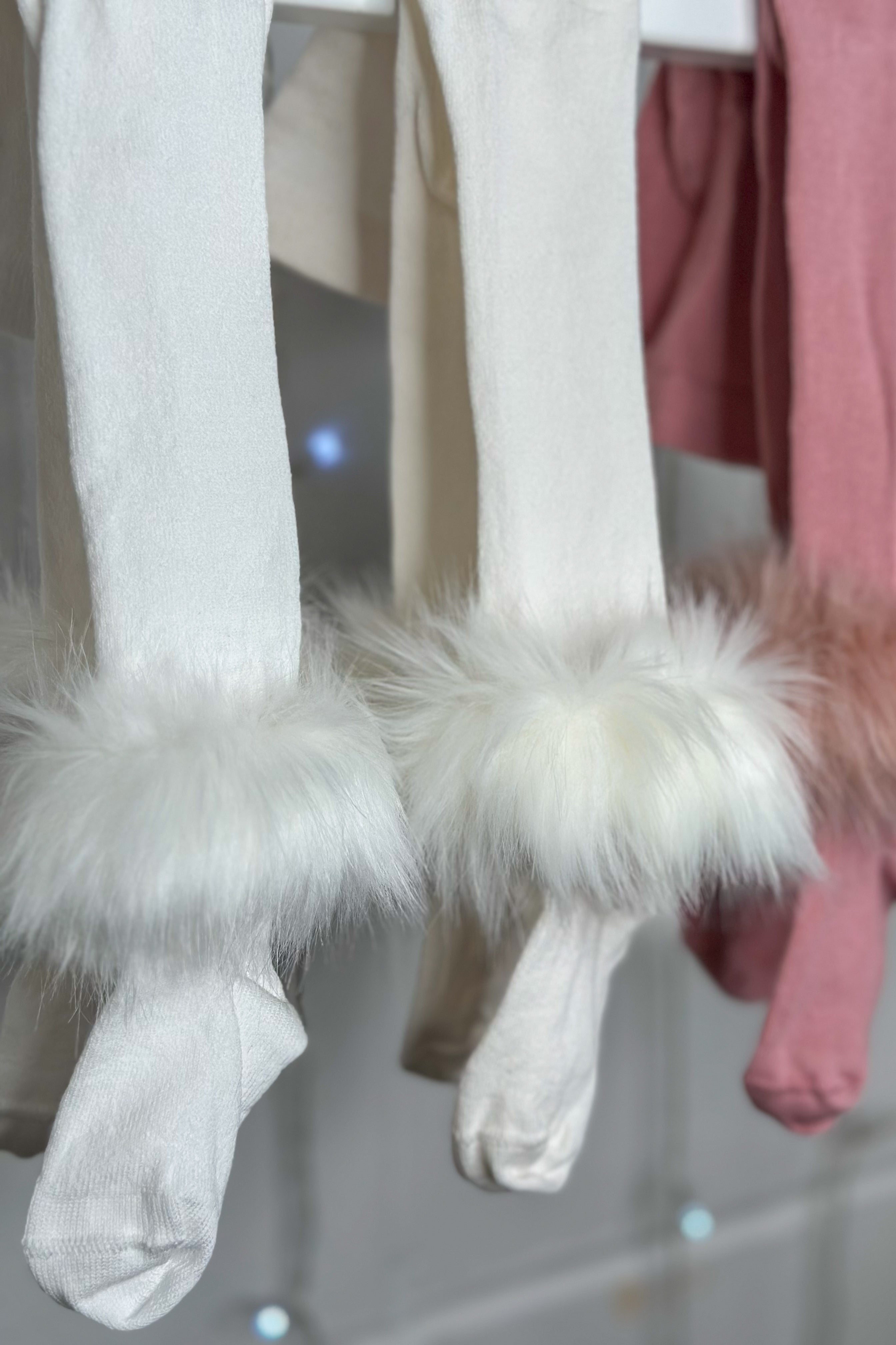 Women's Faux Fur Trim Tights - Cozy Winter Leggings for Cold Weather, Fashionable & Warm - Perfect for Outfits, Parties & Holiday Events
