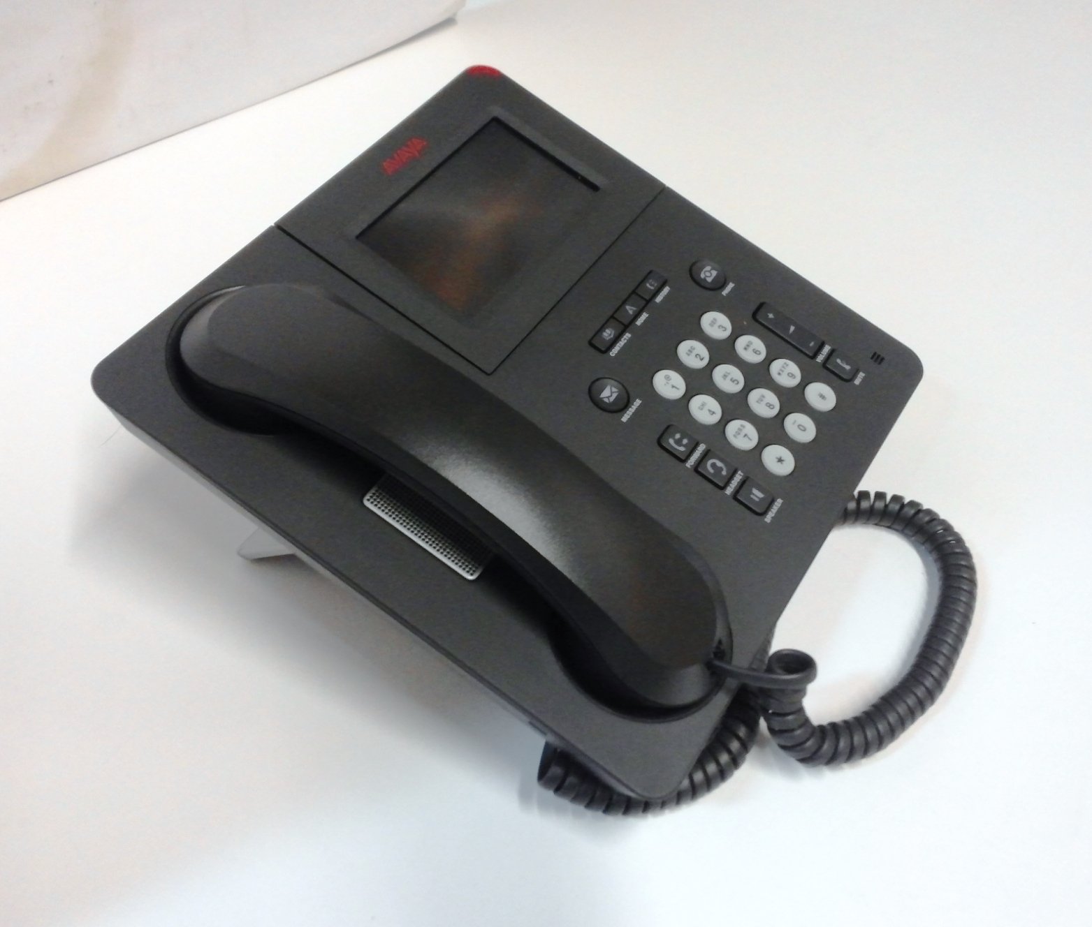 Avaya 9621G IP Phone - Business VoIP Desk Phone with HD Audio, Call Forwarding & 3.5