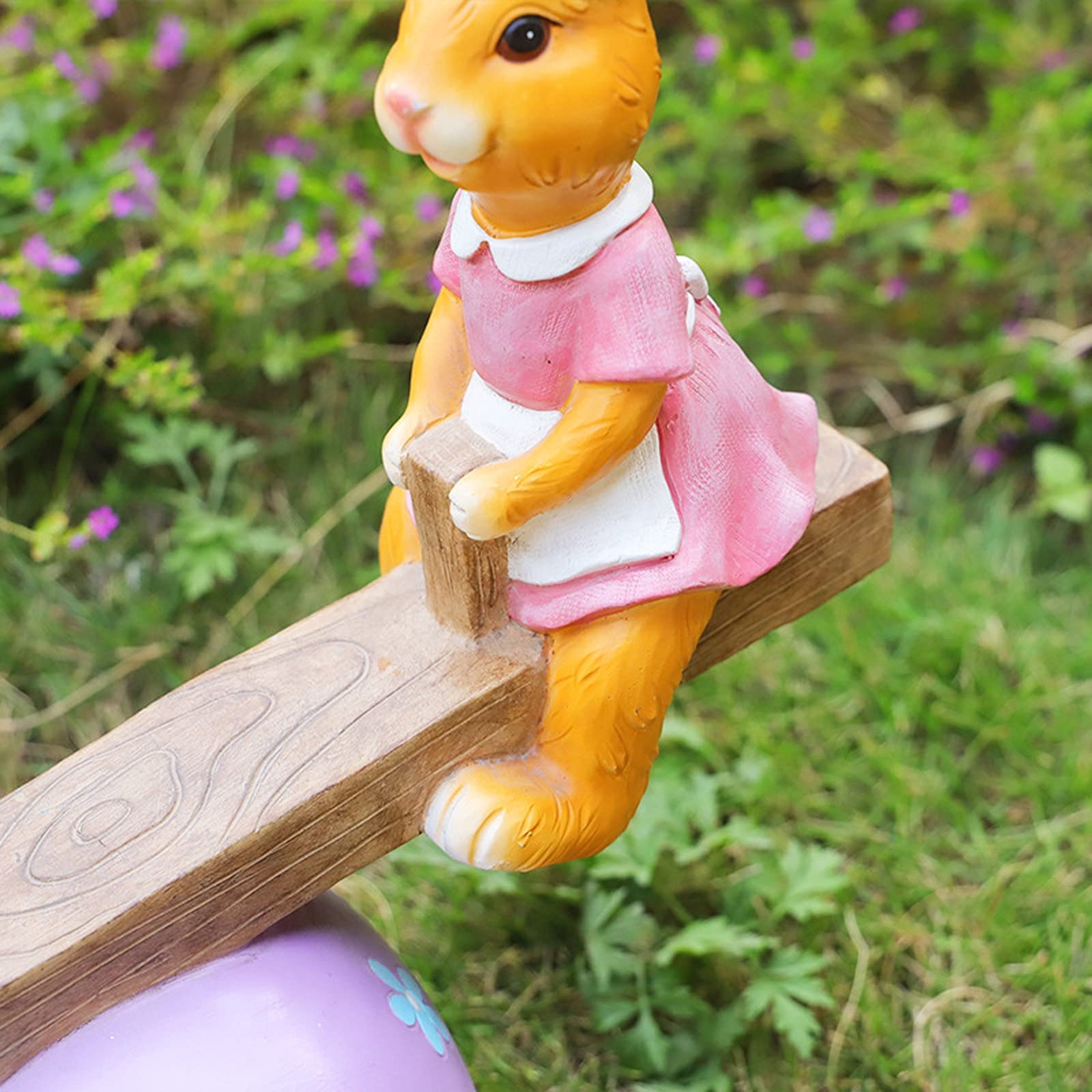 Resin Rabbit Garden Statues - Outdoor Bunny Couple Sculpture for Lawn, Patio & Yard Decor - Handcrafted Animal Ornament Gift for Garden Lovers