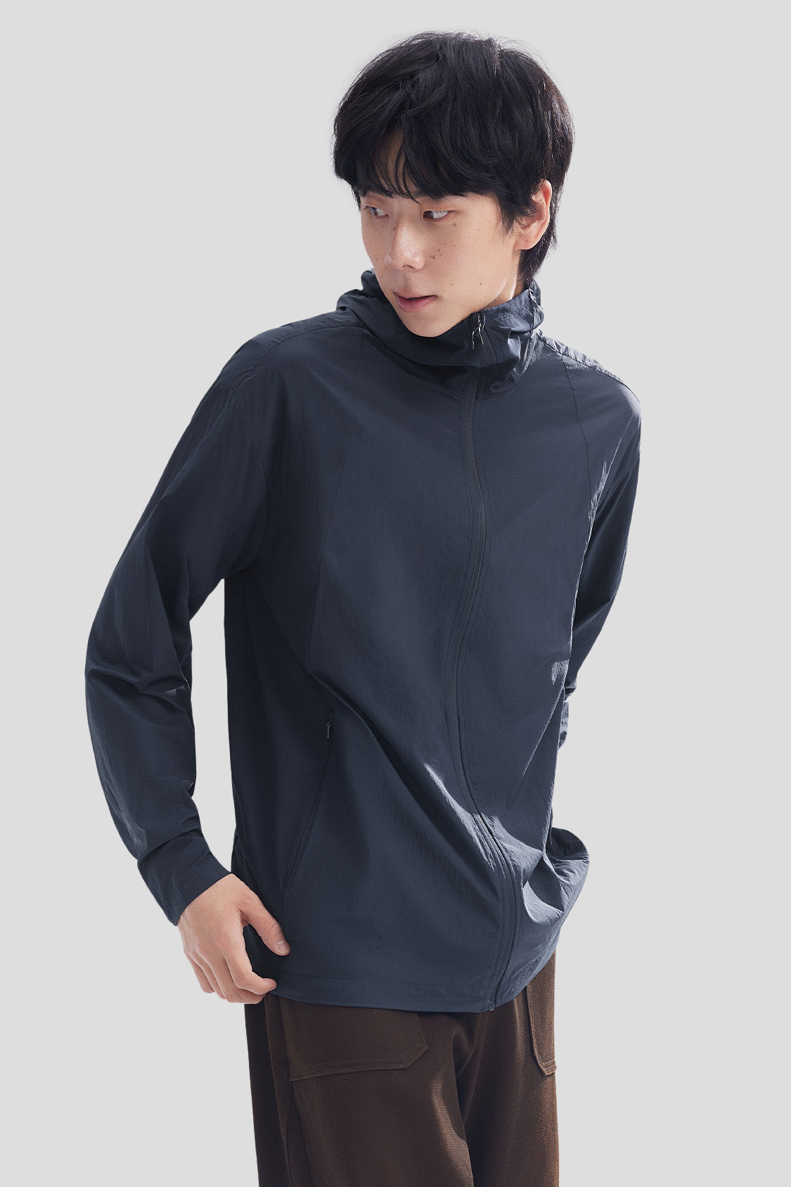 Men's Lightweight Packable Sun Protection Jacket UPF50+ - Breathable Travel & Outdoor Hiking Windbreaker for Summer Adventures
