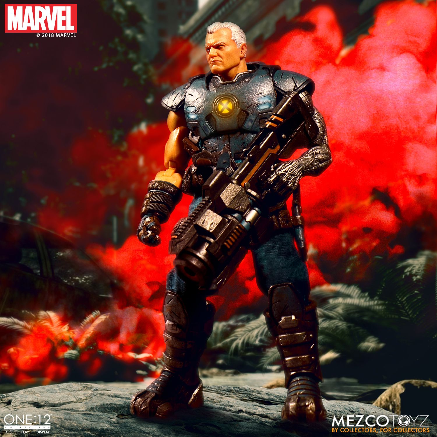 Mezco Toyz One:12 Collective Marvel Comics Cable 1/12 Scale Action Figure - Premium Collectible Toy for Marvel Fans, Gift for Comic Lovers | Display, Photography, Cosplay & Collection
