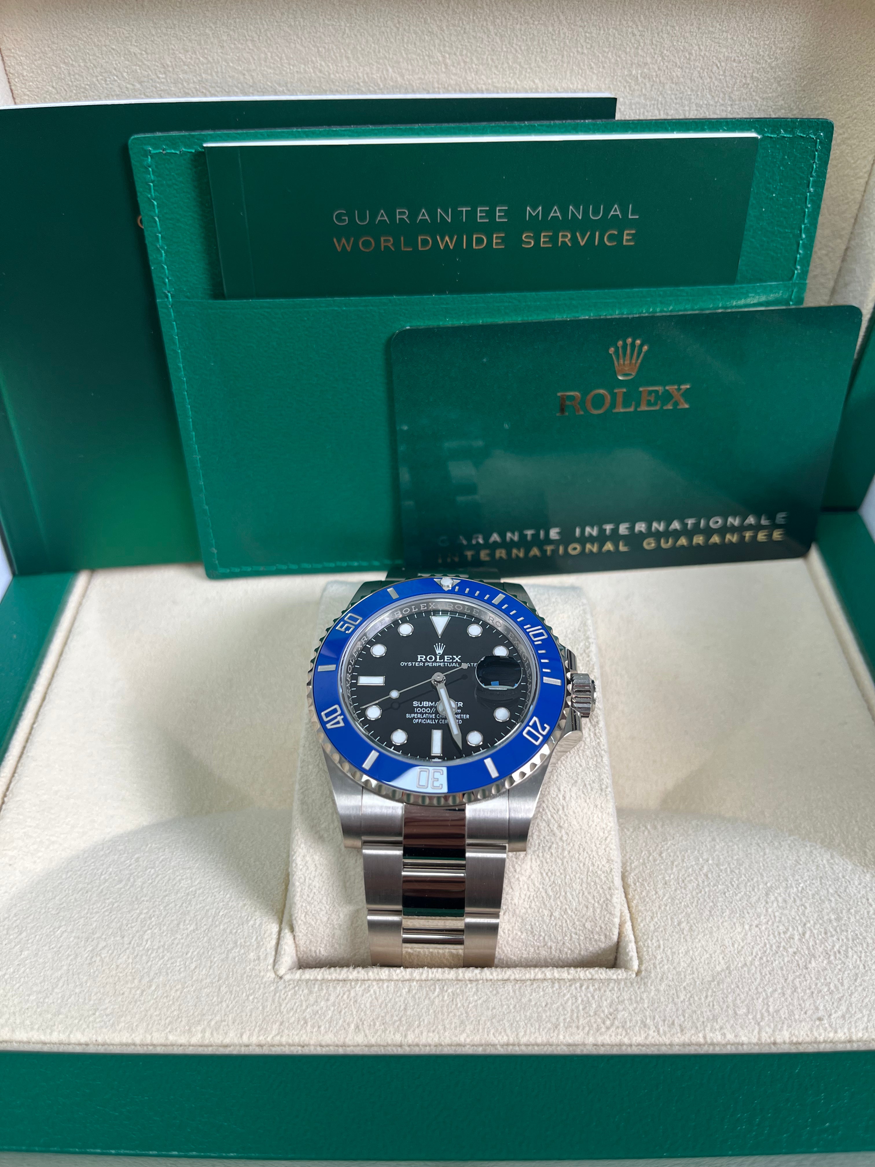 Rolex Submariner Date 126619LB - 18K White Gold Men's Luxury Watch with Blue Ceramic Bezel & Black Dial - Perfect for Diving, Business & Special Occasions