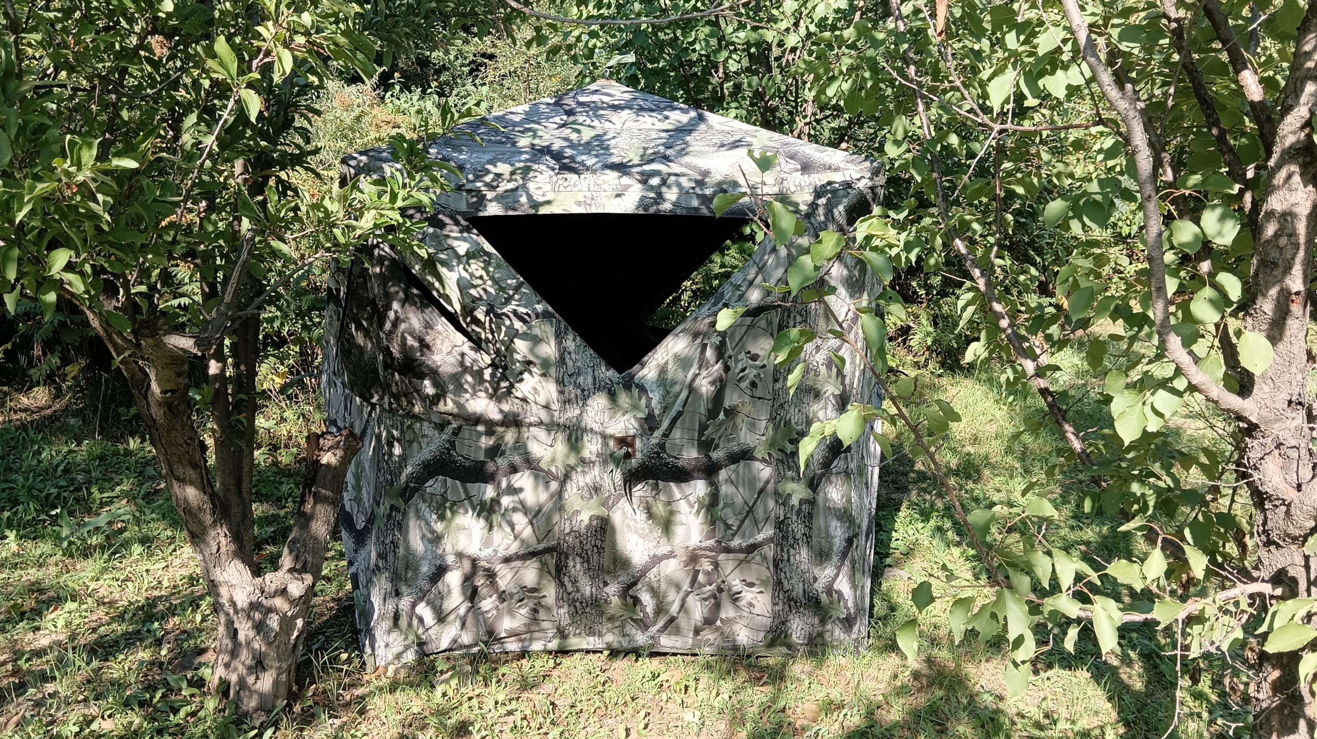 Silent Hunting Ground Hub Blind for Deer Hunting - Portable Camouflage Hunting Blind Tent for Rangers & Outdoor Enthusiasts - Perfect for Wildlife Observation, Bow Hunting & Field Photography