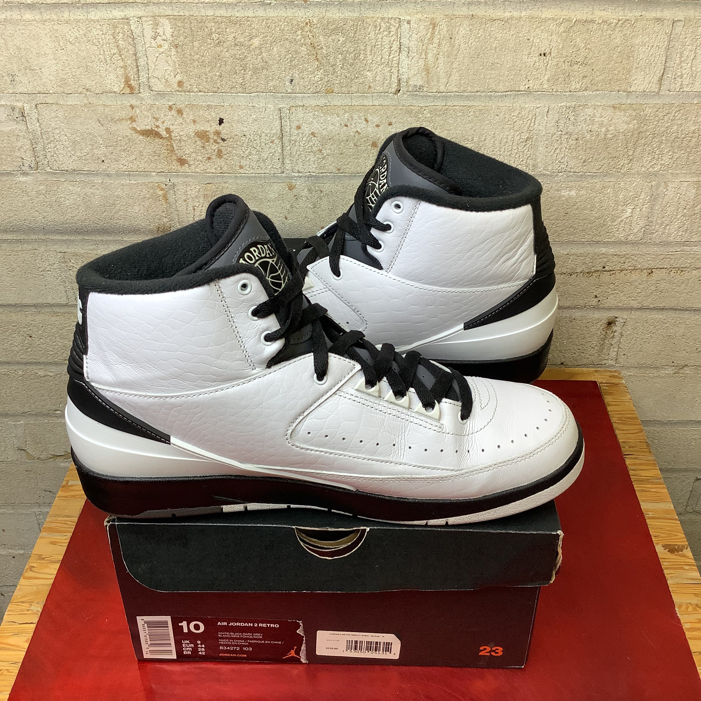 AIR JORDAN 2 WING IT Sneakers Men's Size 10 White/Red 834272-103 - Basketball Shoes for Court & Casual Wear