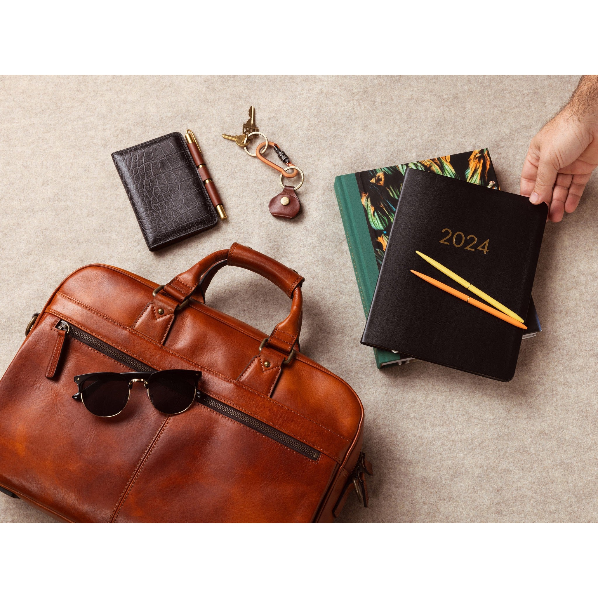 Bosca Dolce Italia Single Gusset Stringer - Premium Leather Wallet for Men | Perfect for Everyday Carry & Business Use
