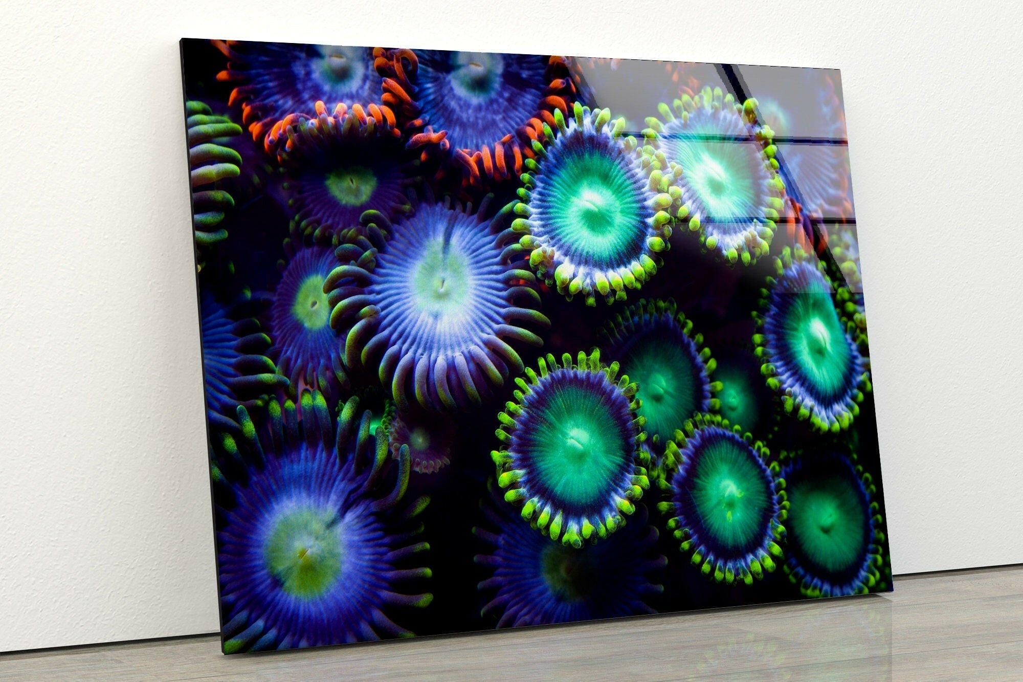 Bioluminescent Coral Bloom Glass Wall Art - Stunning Underwater Glow Decor for Living Room, Bedroom & Office