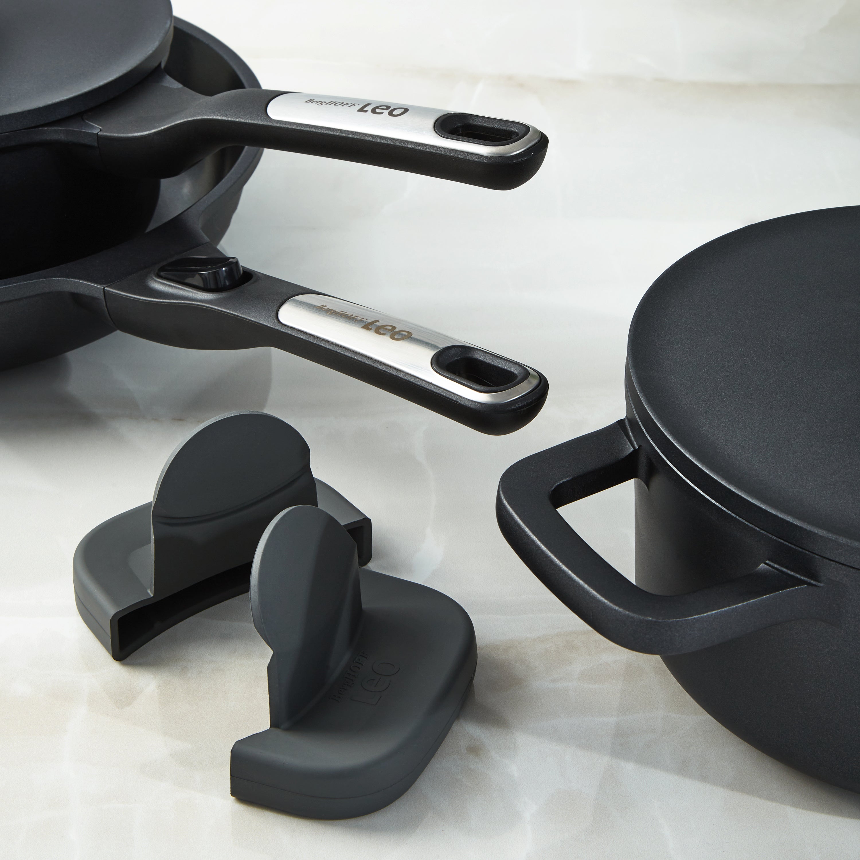BergHOFF Leo Phantom 5-Piece Nonstick Ceramic Cookware Set - Eco-Friendly Recycled Material - Perfect for Sauteing, Frying & Healthy Cooking in Modern Kitchens