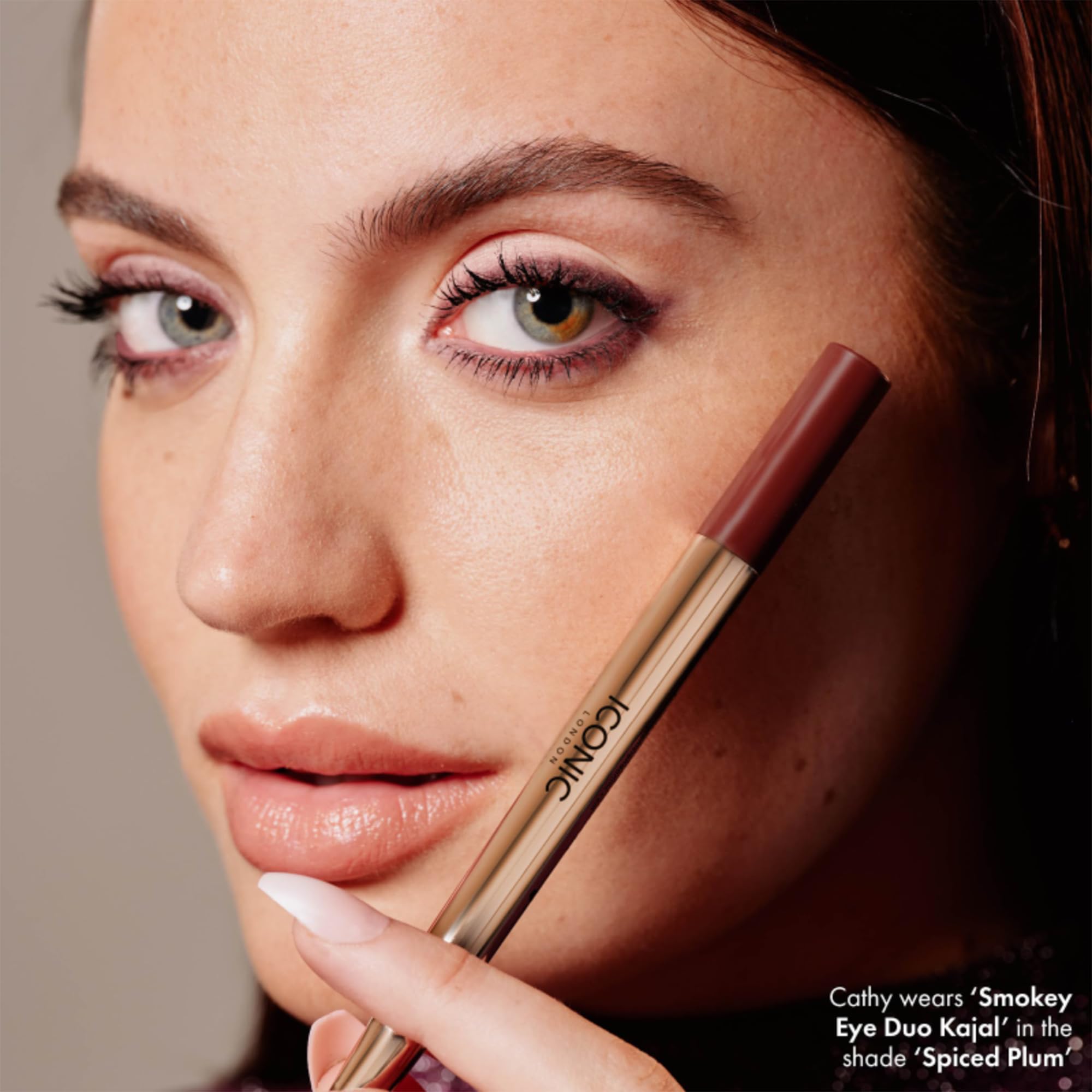 ICONIC LONDON Smokey Eye Duo Eyeliner - Creamy 2-in-1 Eyeliner Crayon for Easy Blending | Waterproof, Long-Lasting & Vegan Makeup | Perfect for Day to Night Makeup Looks