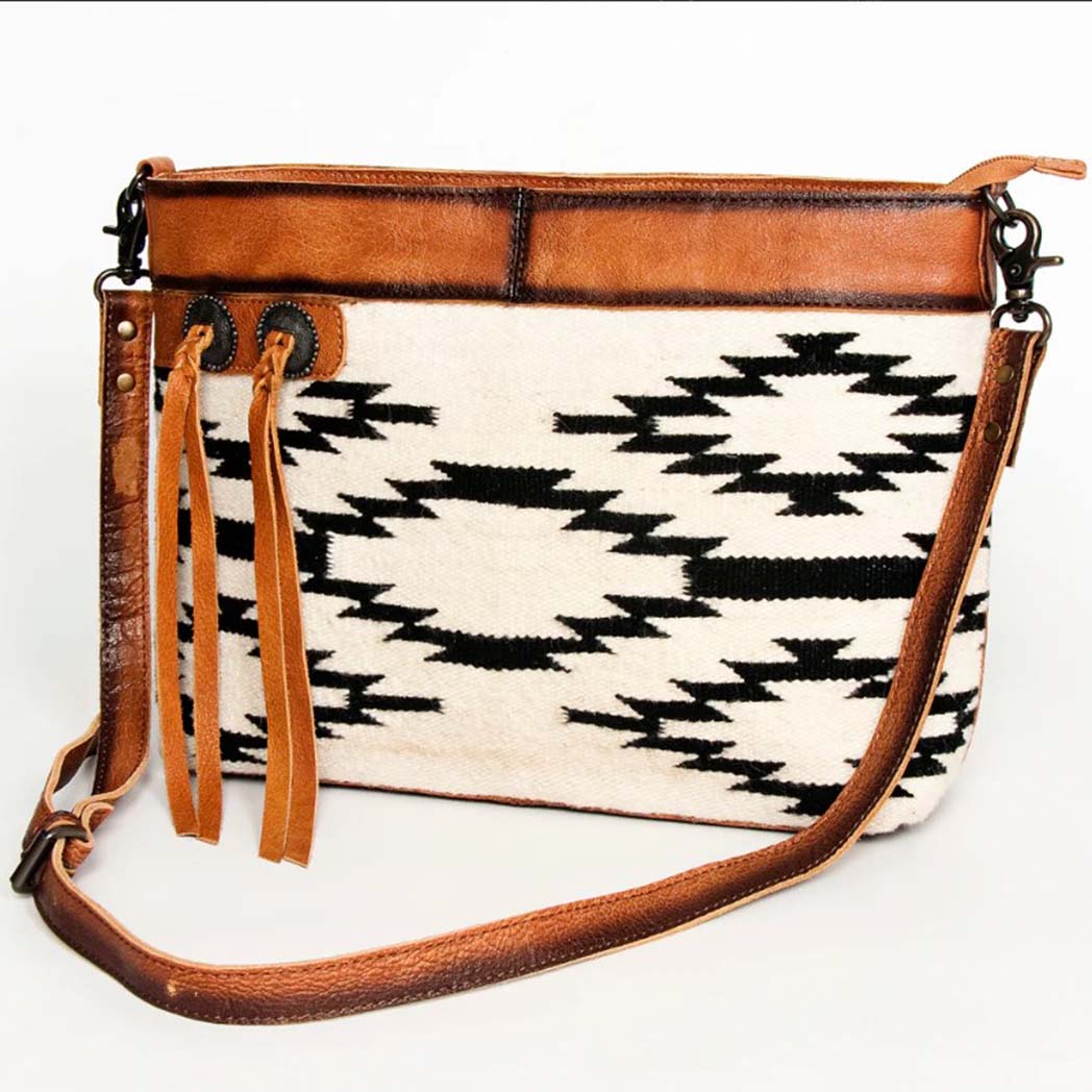 American Darling Black & White Aztec Print Handbag - Stylish Boho Crossbody Purse for Women, Perfect for Travel, Shopping & Everyday Use