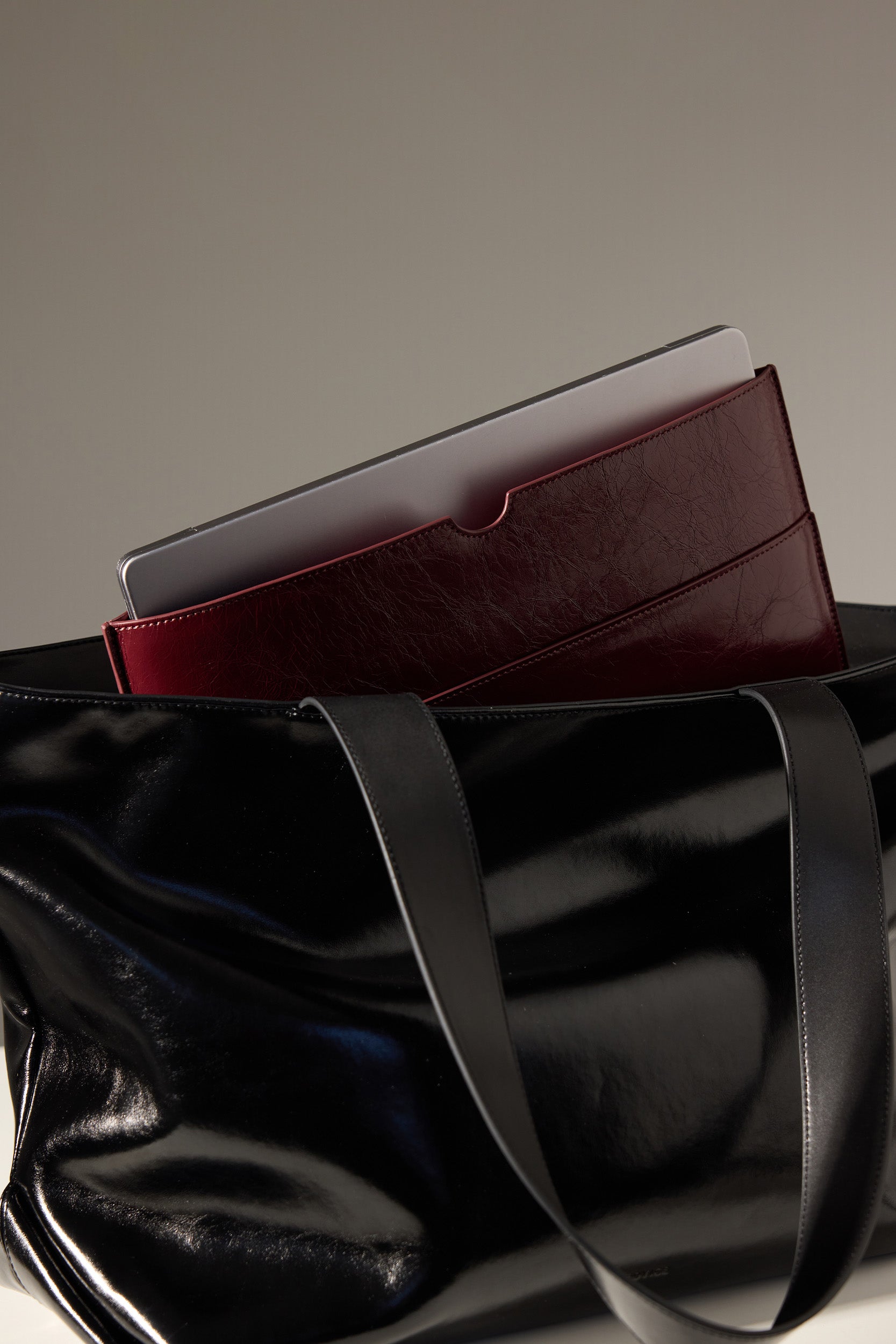 Premium Burgundy Laptop Sleeve with Padded Protection for MacBook & Notebooks - Perfect for Office, Travel & School Use
