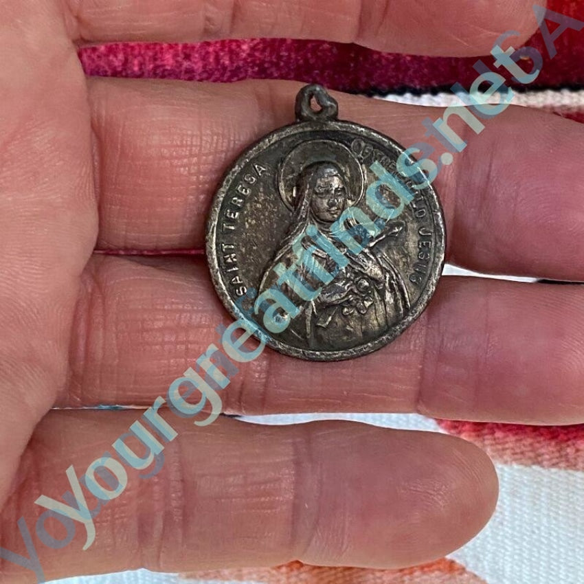 Sterling Silver Saint Teresa Religious Pendant Necklace - Inspirational Gift for Baptism, First Communion & Spiritual Protection