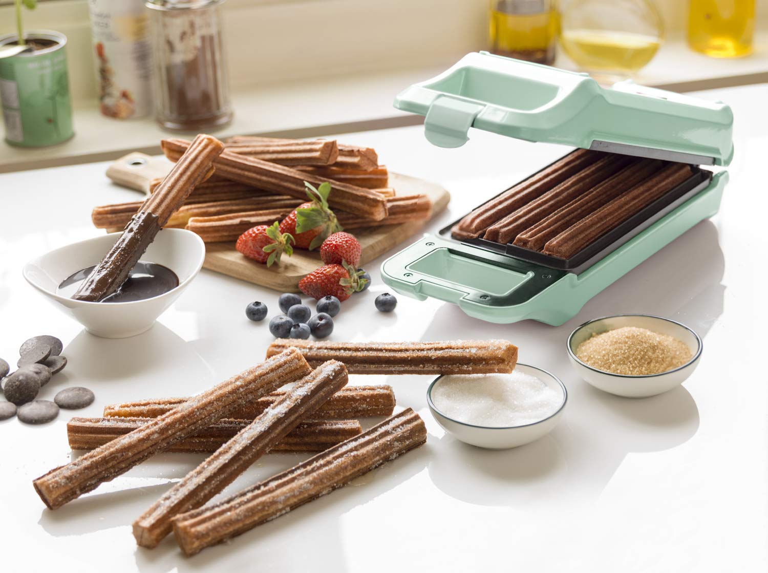 Bestron 4-Churros Waffle Maker - Retro Design, 700W, Sweet Dreams Collection (Green) - Perfect for Home Breakfast, Parties & Dessert Lovers