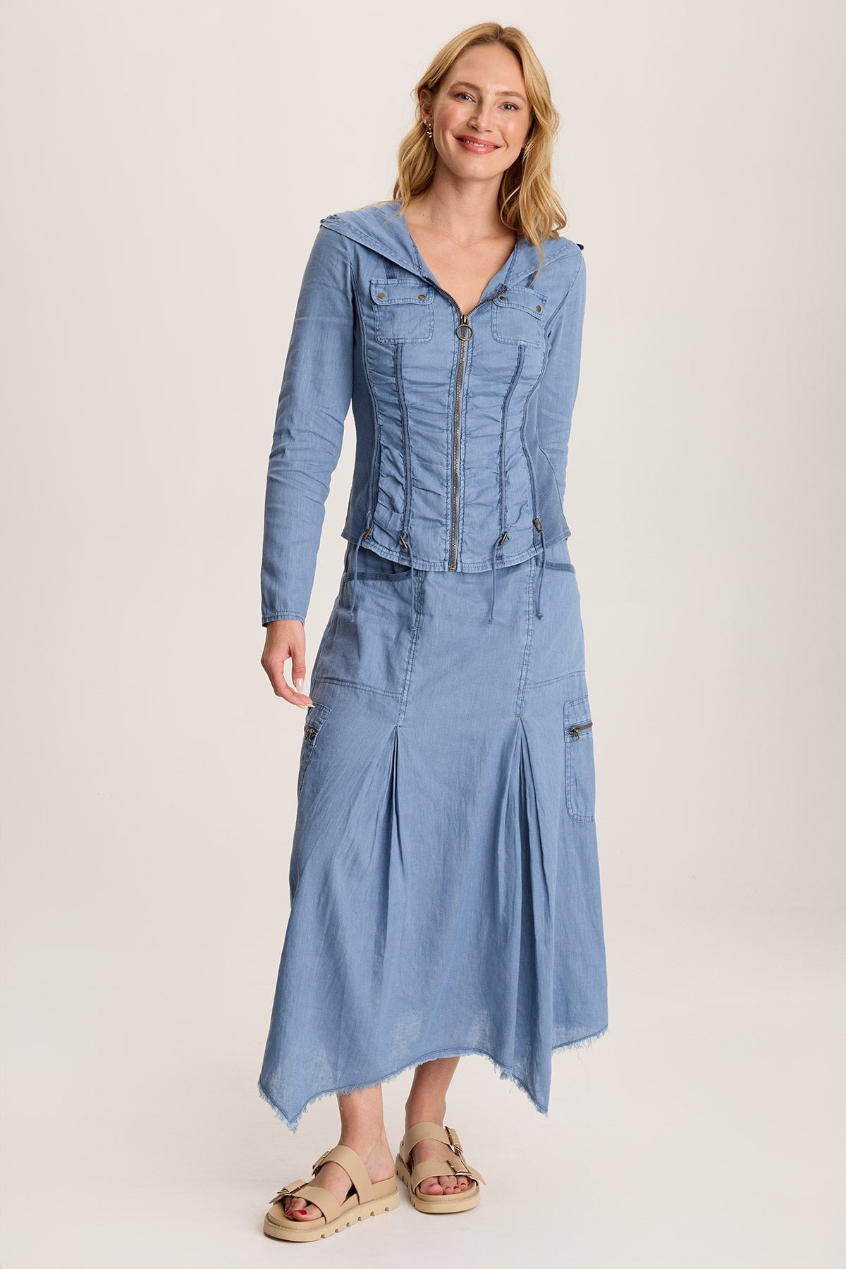 Stylish Doak Skirt with Sharkbite Hem & Cargo Pockets - Women's Fashion Utility Skirt for Outdoor Adventures, Hiking & Streetwear