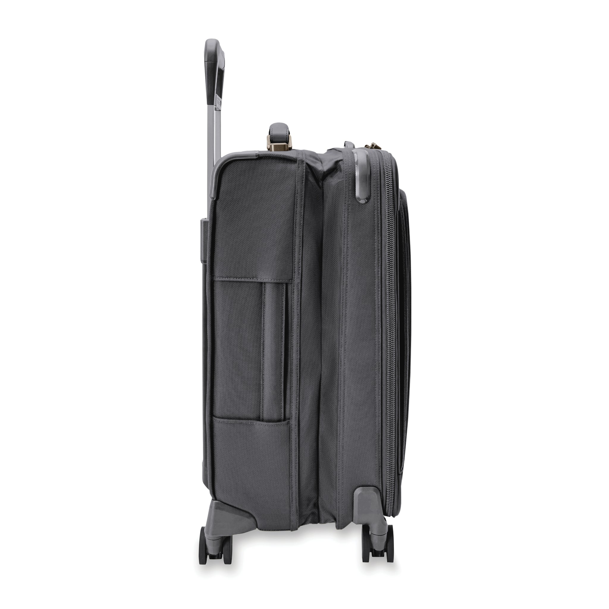 Briggs & Riley Baseline Essential Carry On Spinner Luggage - Lightweight Durable Suitcase for Business Travel & Weekend Getaways | Perfect for Airplane Overhead Bins & Quick Trips