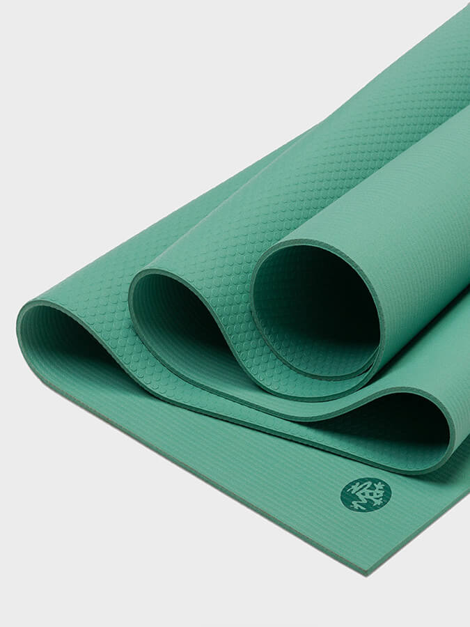 Manduka PROlite Standard 71 Yoga Mat 4.7mm - Premium Non-Slip Yoga Mat for Home & Studio Workouts - Ideal for Hot Yoga, Pilates & Meditation Practice