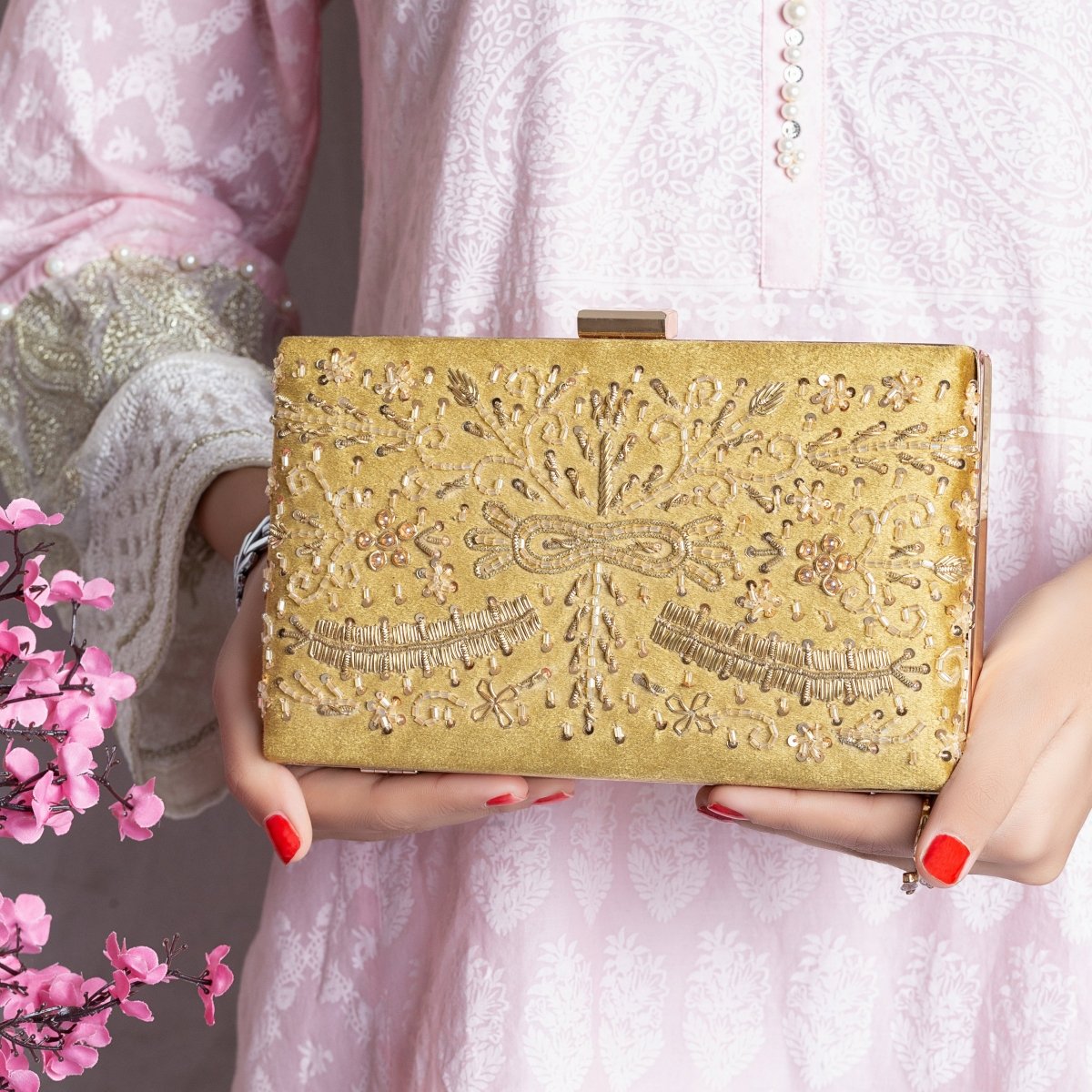 CB 239 Golden - Premium Quality for Everyday Use | Perfect for Gifting, Home Decor & Fashion Accessories