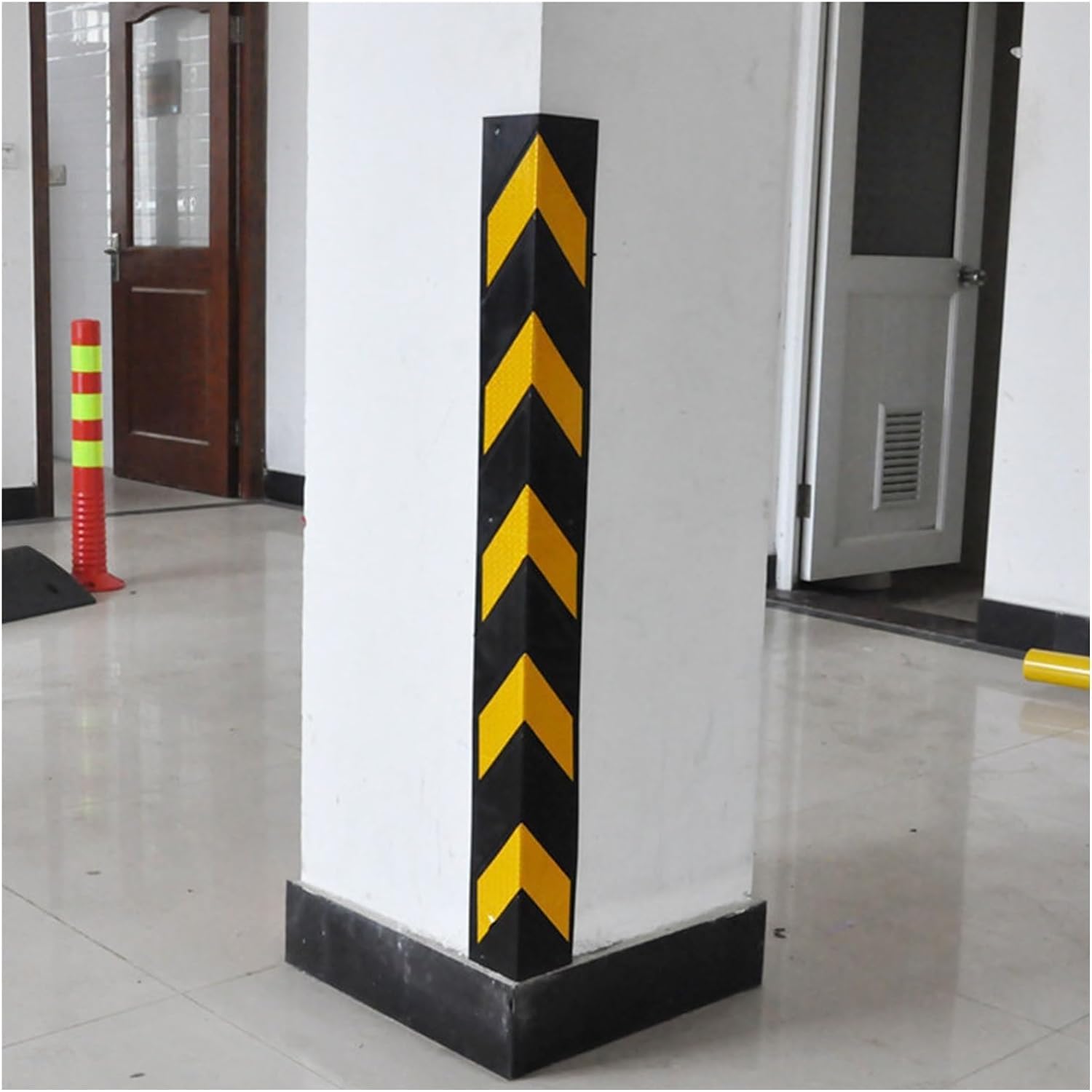 LXXW Reflective Rubber L-Shaped Garage Wall Corner Protector with Yellow Strips - Edge and Bumper Guards for Parking Garages, Warehouses & Industrial Spaces (Color: Yellow) - Perfect for Vehicle Protection and Accident Prevention in Tight Spaces