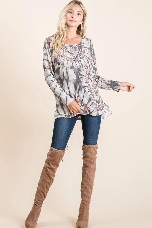 BiBi Tie Dye Terry Top with Contrast Stitching - Stylish Women's Casual Shirt for Summer Outfits & Beach Wear
