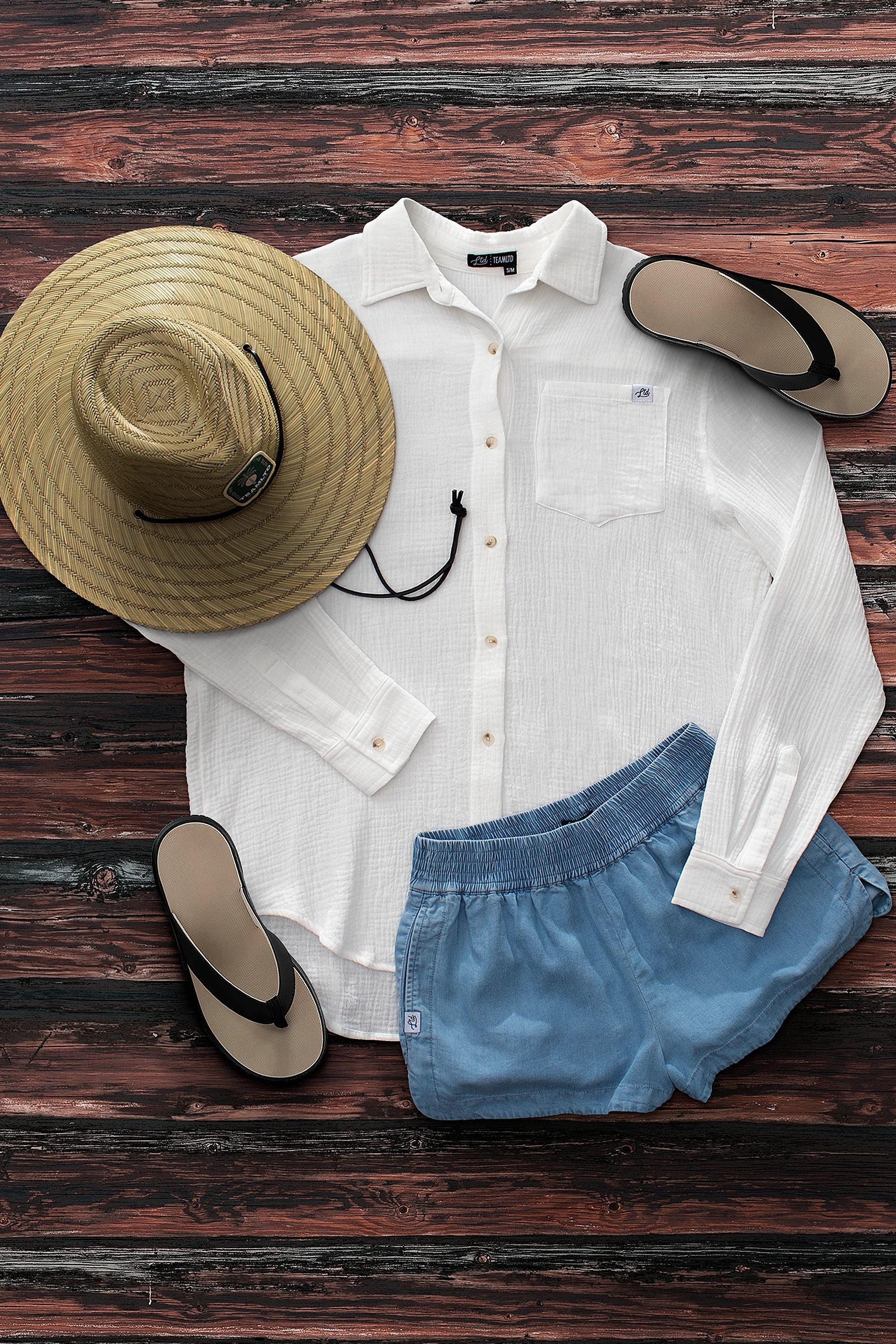 Boatday Men's Button Up Shirt - Casual Short Sleeve Hawaiian Shirt for Summer Beach Vacation, Outdoor Activities & Party Wear