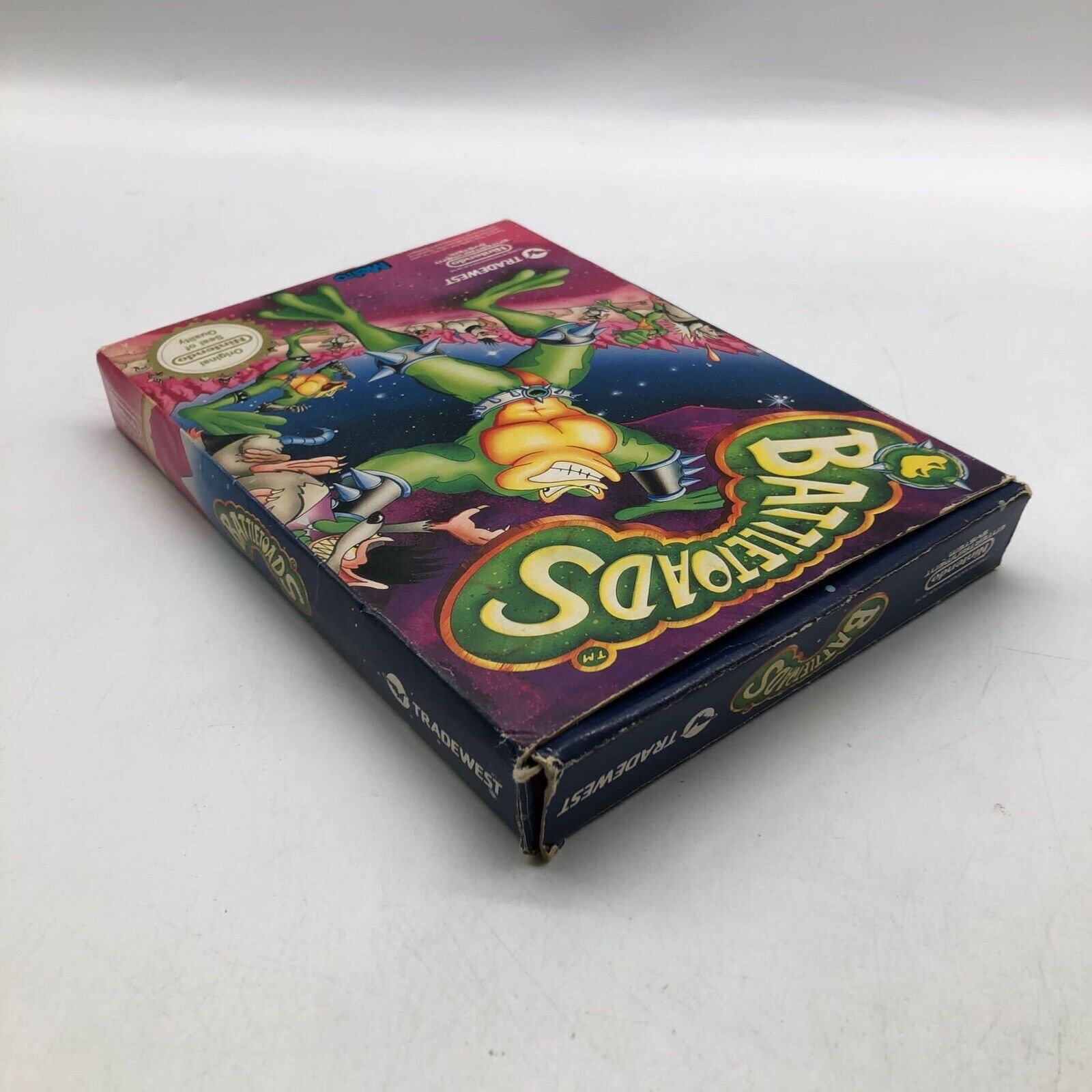 Battletoads Nintendo NES Game - Complete in Box | Classic Retro Video Game for Collectors & Gamers | Perfect for Nostalgic Gaming Nights & Display