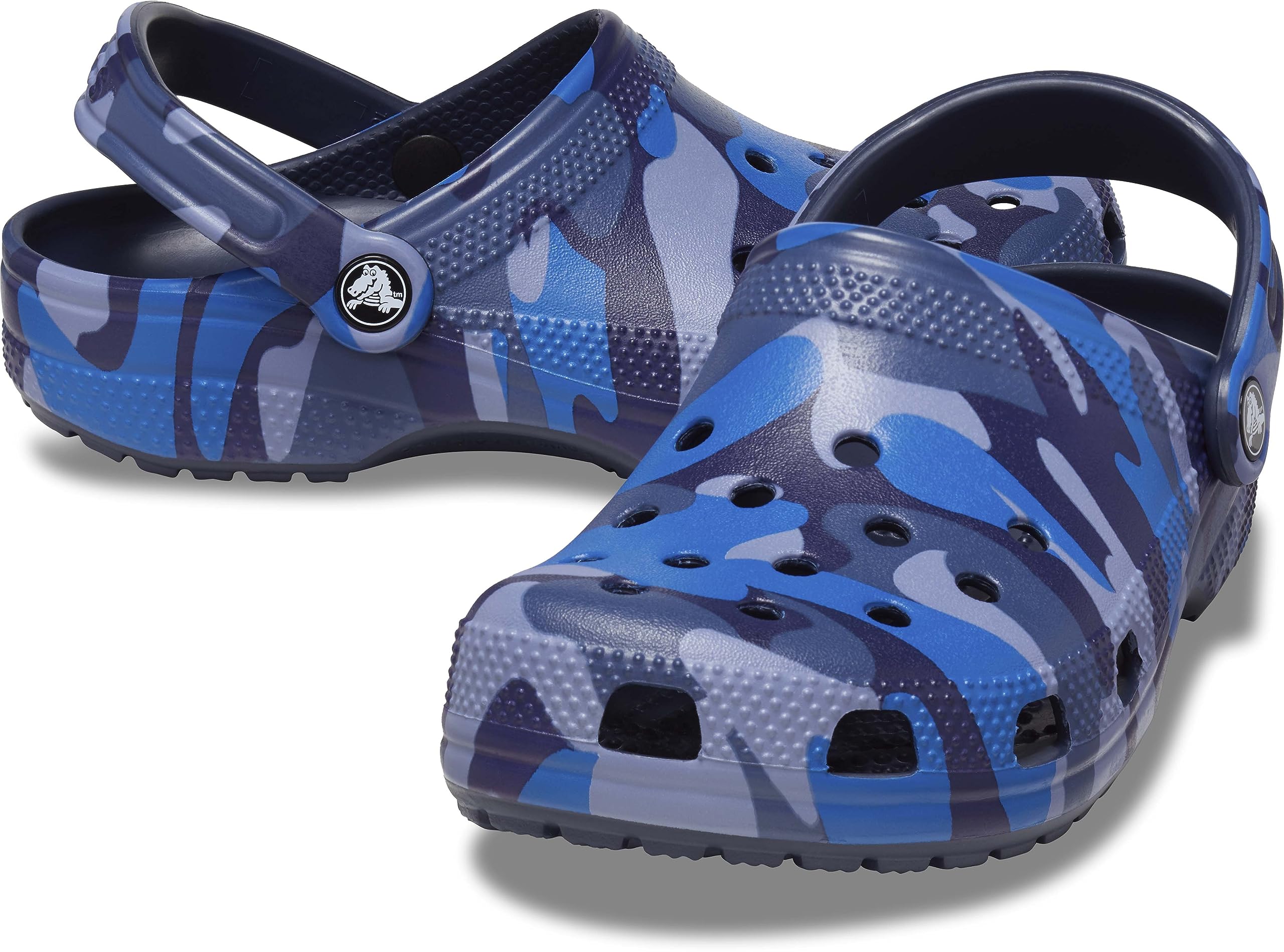 Crocs Unisex-Adult Classic Printed Camo Clog - Lightweight Comfortable Slip-On Shoes for Men & Women - Perfect for Casual Wear, Gardening, Beach & Outdoor Activities