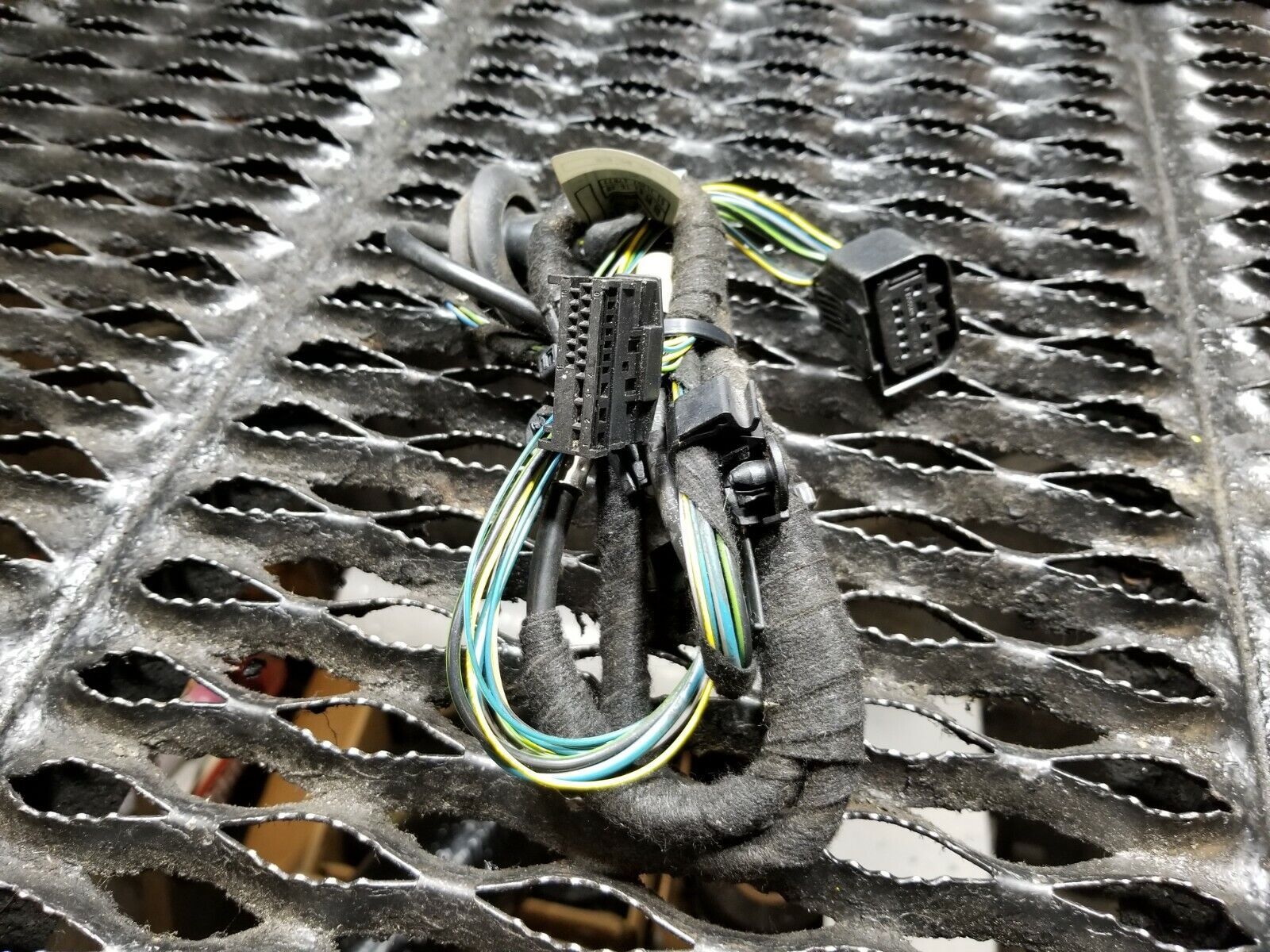 02 03 04 05 BMW 745i Right Rear Passenger Door Wiring Harness OEM - Perfect for Electrical Repairs & DIY Car Maintenance