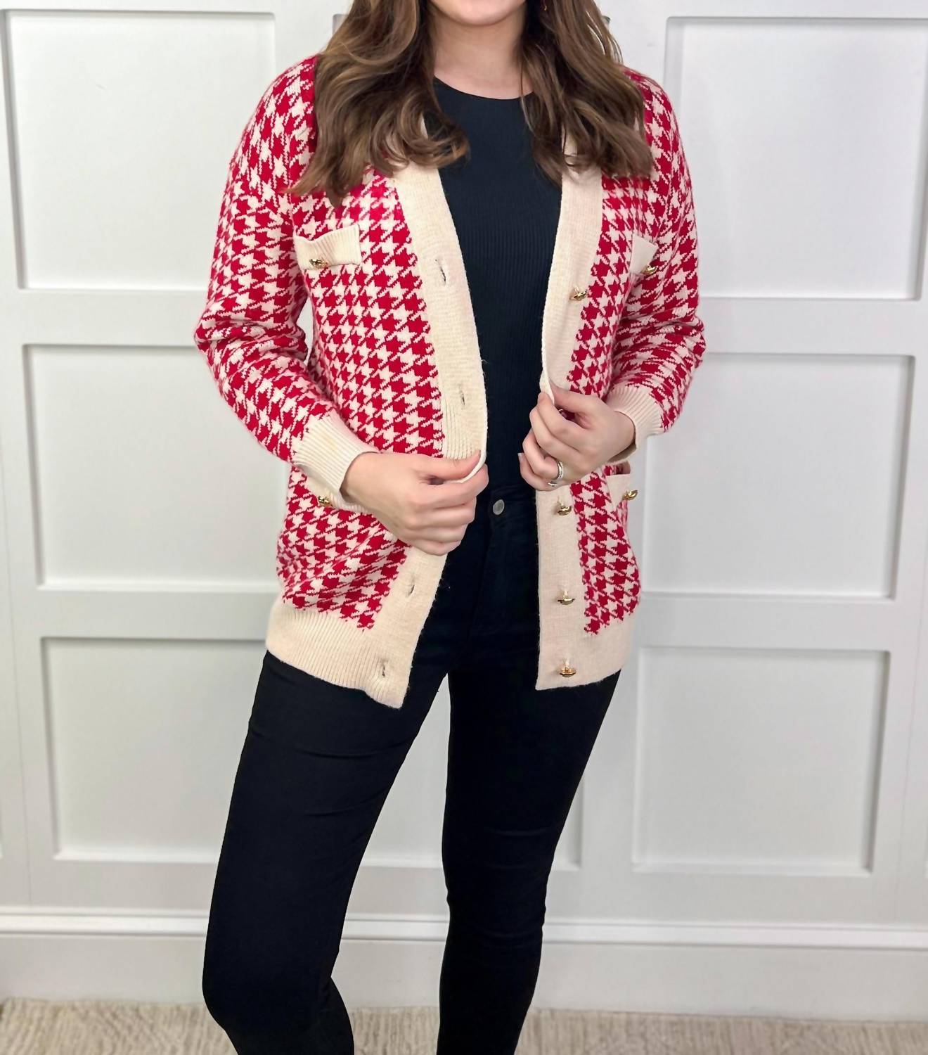 New York Houndstooth Pattern Sweater - Red & Cream Knit Pullover for Women | Cozy Winter Fashion, Office Wear & Casual Outfits