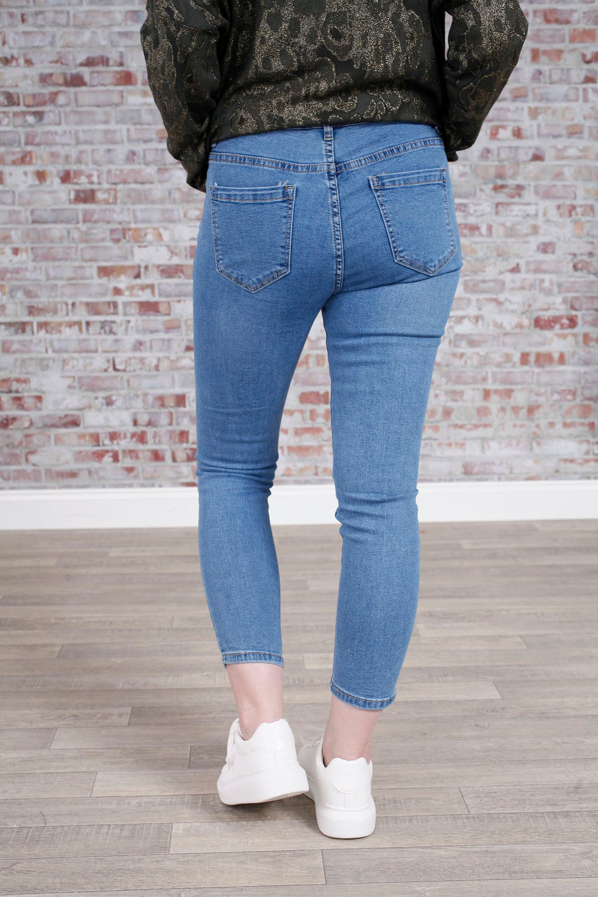 Riley Ripped Skinny Jeans for Women - High Waist Stretch Denim Pants | Trendy Distressed Jeans for Casual Outfits & Night Out