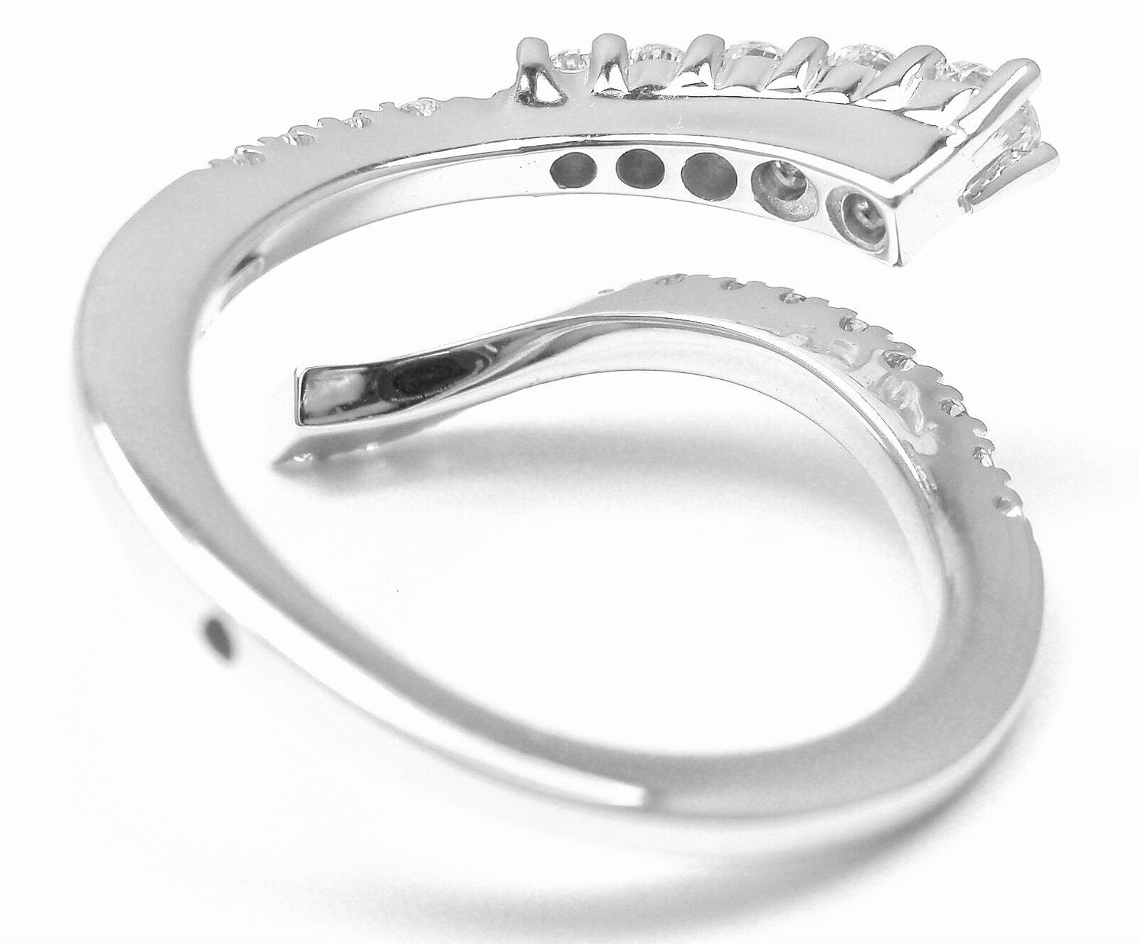Authentic Damiani EDEN 18k White Gold Diamond Band Ring for Women - Luxury Wedding, Engagement & Anniversary Jewelry Gift