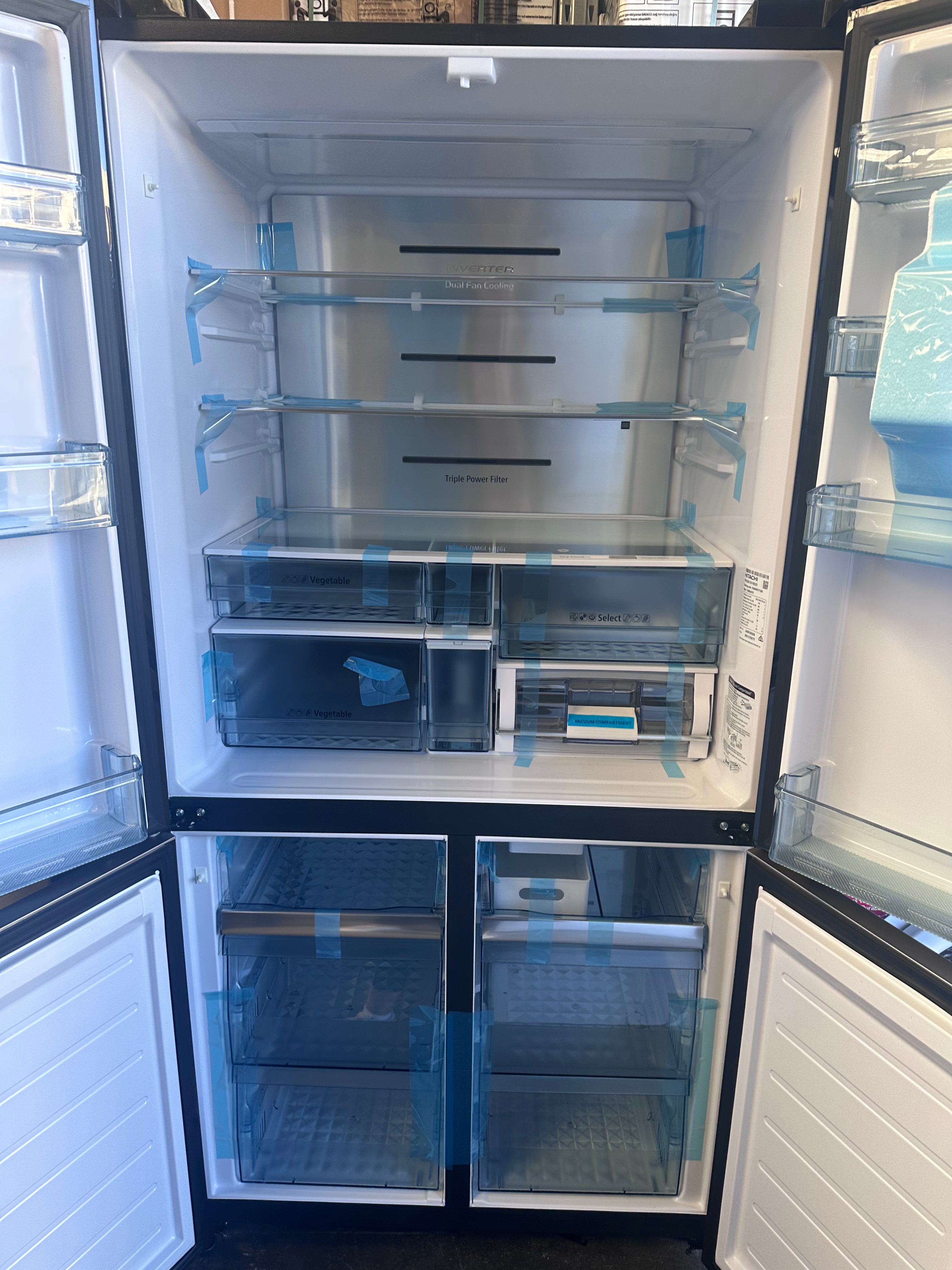 Hitachi 638L French Door Refrigerator with Black Glass - RWB640VT0GBK Model [Factory Second, No Damage] - Perfect for Modern Kitchens and Open-Concept Homes
