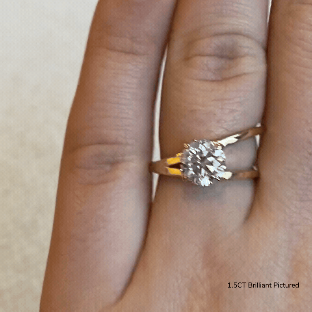 Brilliant V Ring - Elegant Cubic Zirconia Wedding Band for Women, Dainty Stackable Ring for Anniversary & Engagement - Perfect for Everyday Wear, Date Nights & Special Occasions