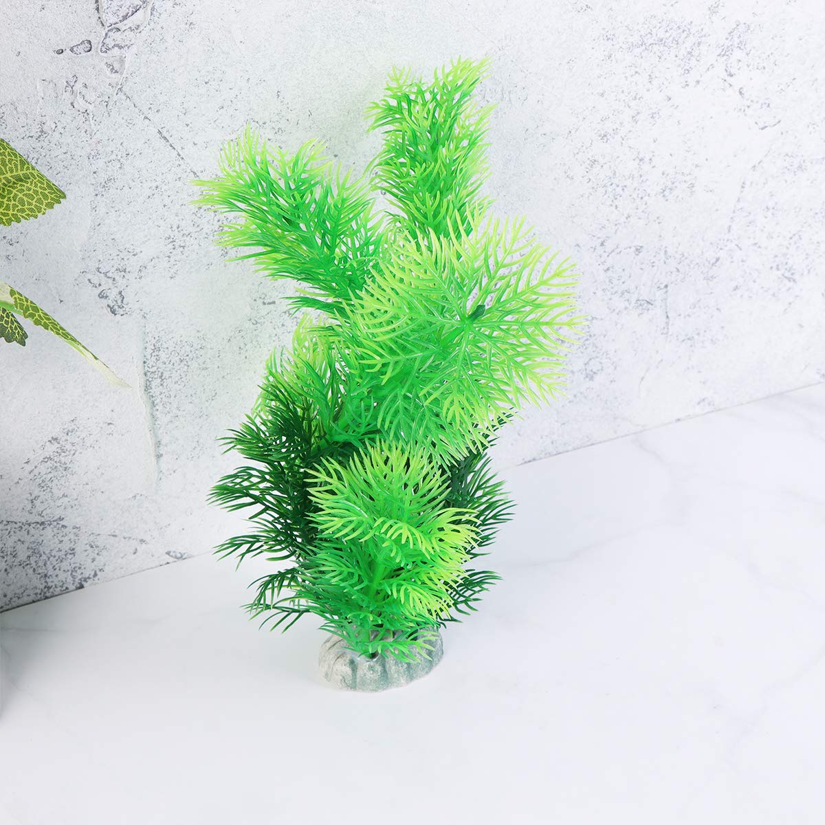 5 Pack Artificial Plastic Aquarium Plants - Green Underwater Decor for Fish Tank, Aquascaping & Home Decoration | Perfect for Freshwater & Saltwater Tanks