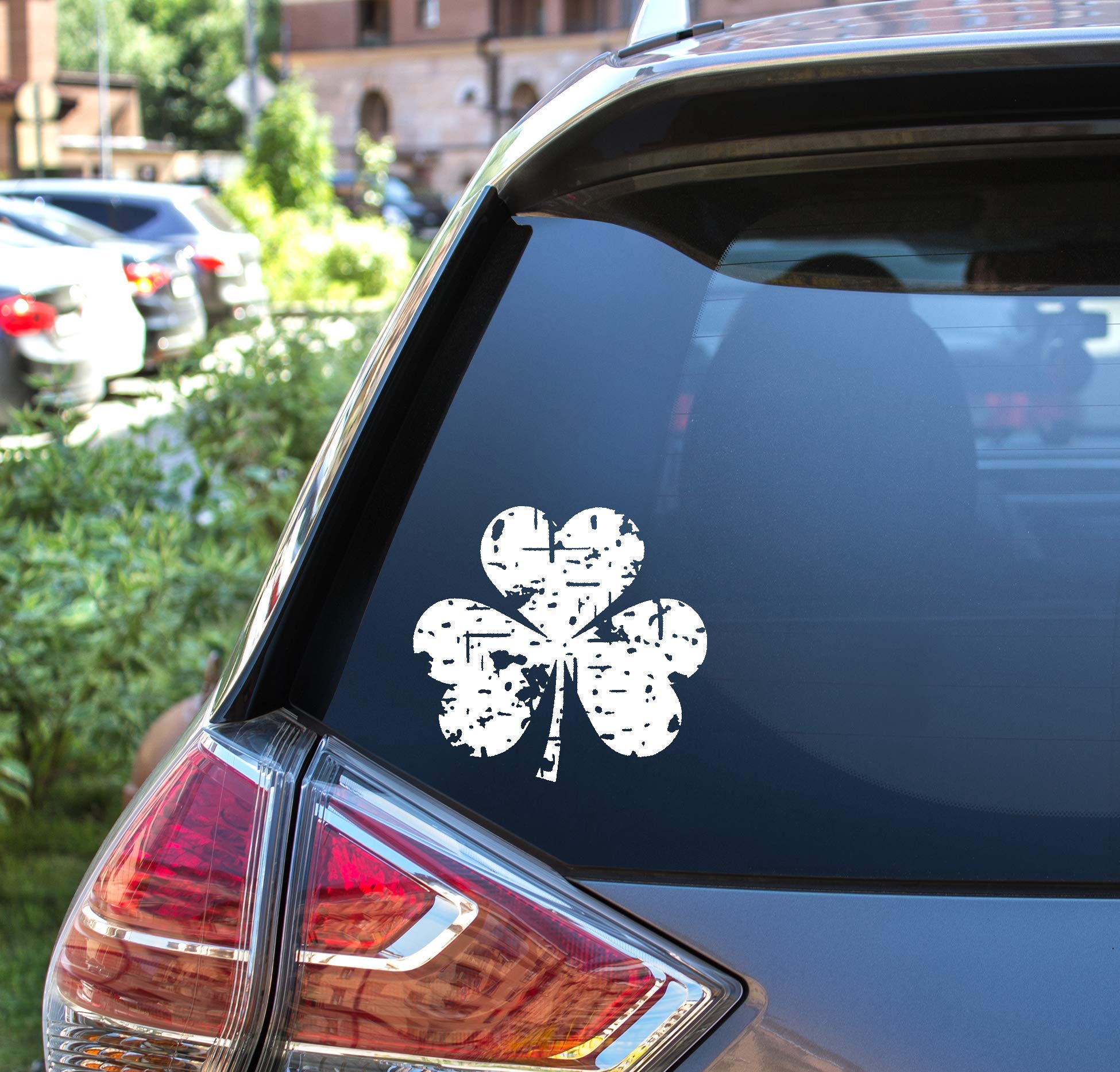 Custom Irish Shamrock Vinyl Decal - Distressed Celtic Sticker for Tumblers, Laptops, Cars & Windows - Waterproof Removable Decal for St. Patrick's Day Decor, DIY Crafts & Gifts