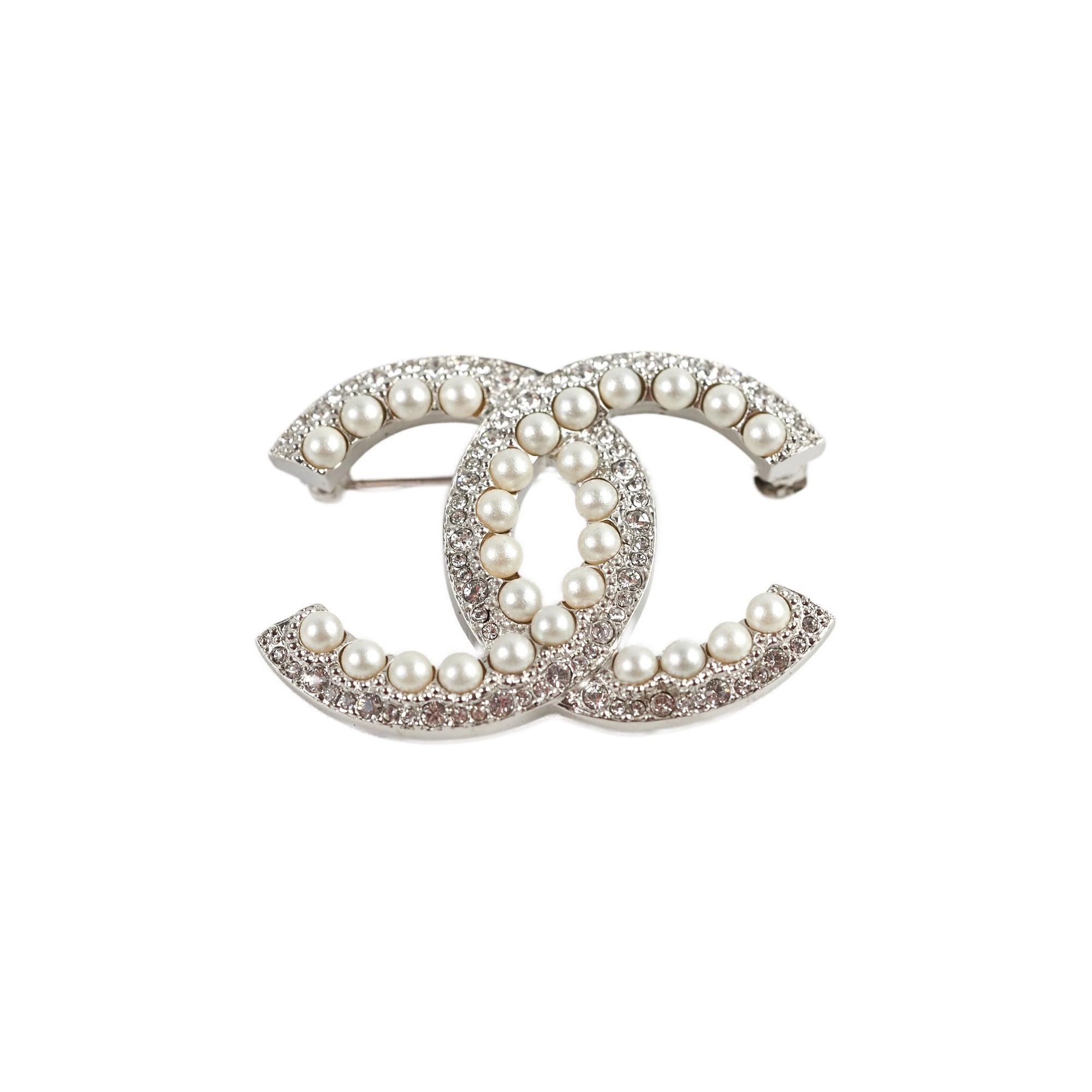Chanel CC Pearl Brooch - Luxury Fashion Pin for Women | Elegant Pearl & Gold-Tone Accent | Perfect for Blazers, Coats & Handbags | Gift for Her