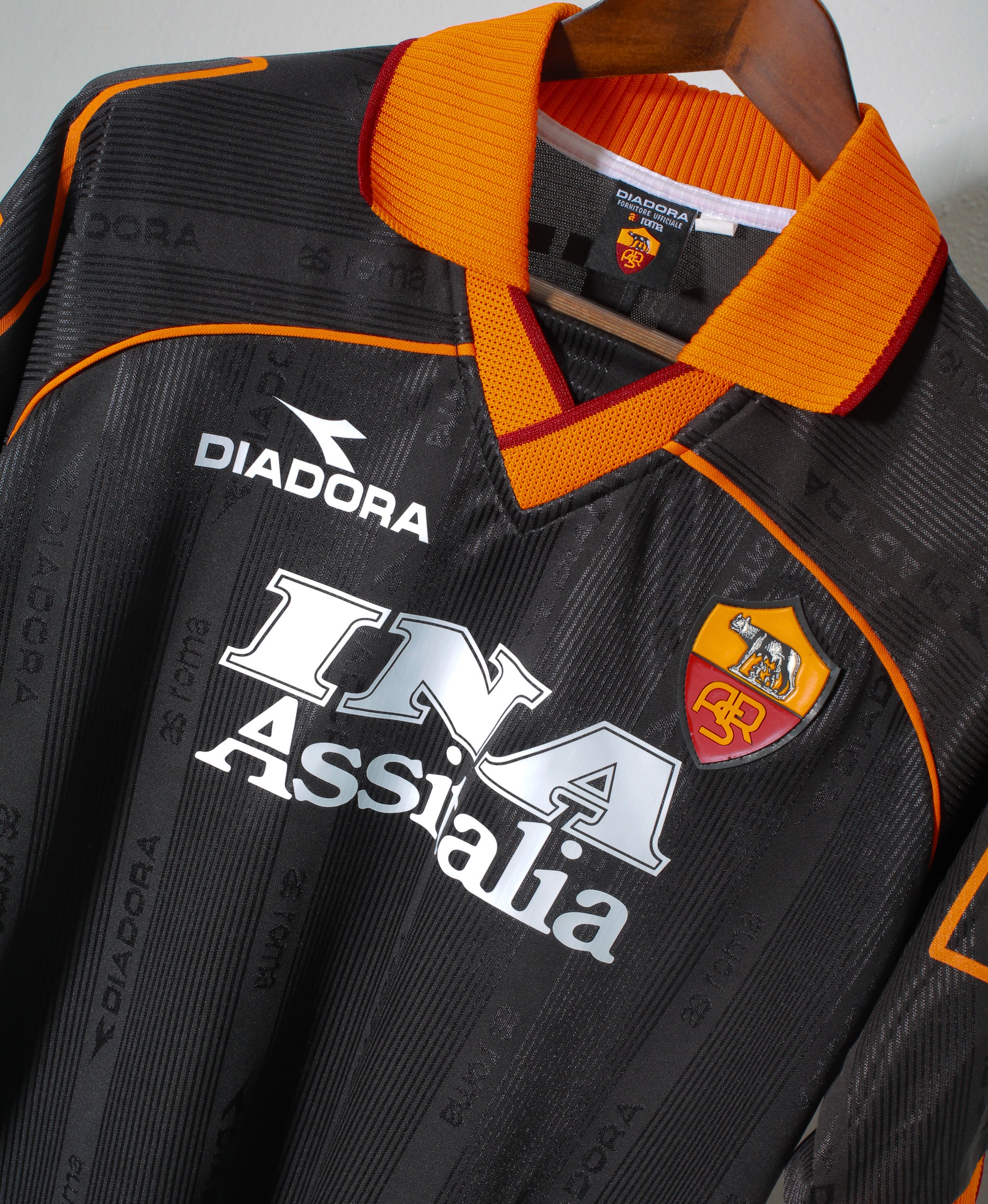 AS Roma 1999 Third Jersey #10 Totti - Men's Soccer Shirt for Fans & Collectors - Perfect for Matchdays, Gifts & Memorabilia